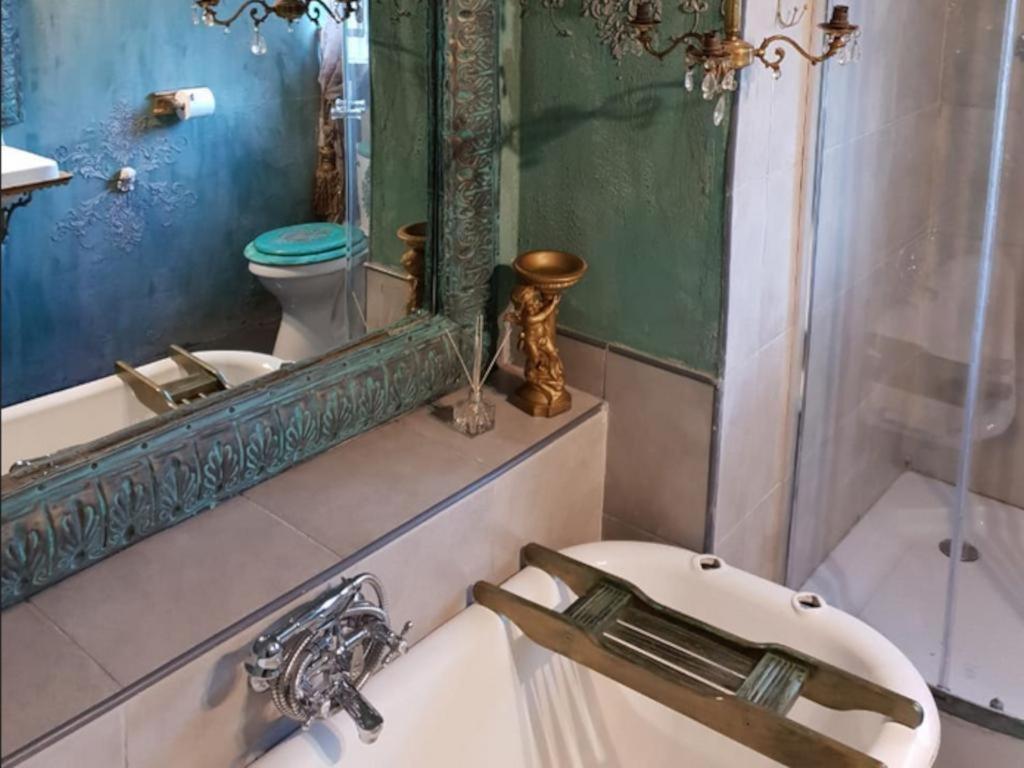 The Green Acorn Guest House
