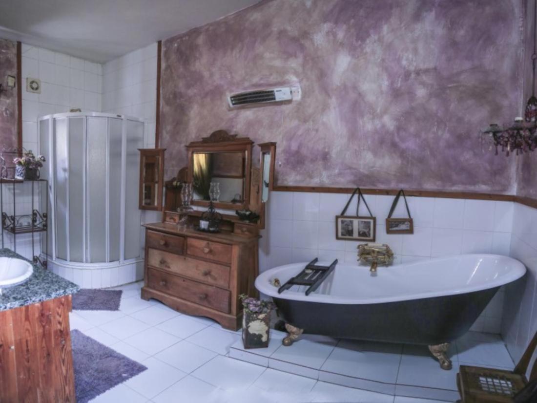 The Green Acorn Guest House