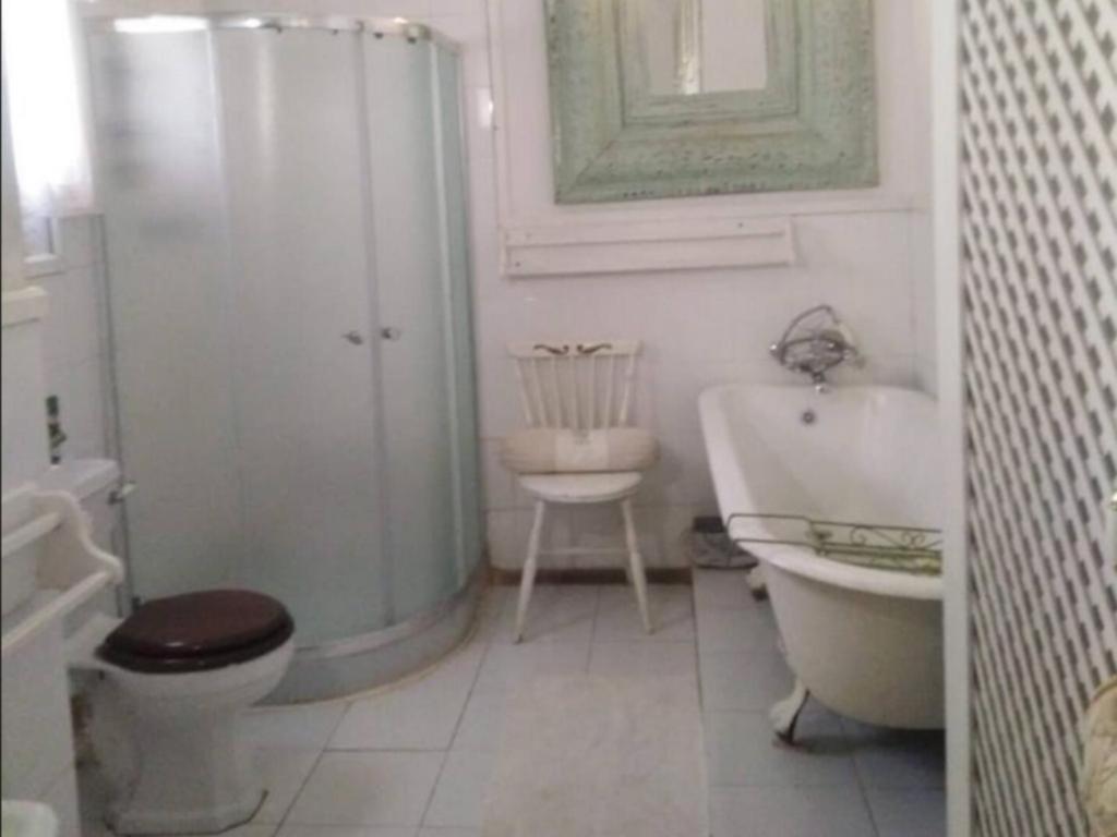 The Green Acorn Guest House