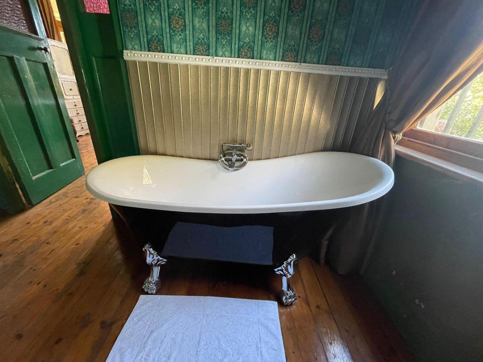 The Green Acorn Guest House