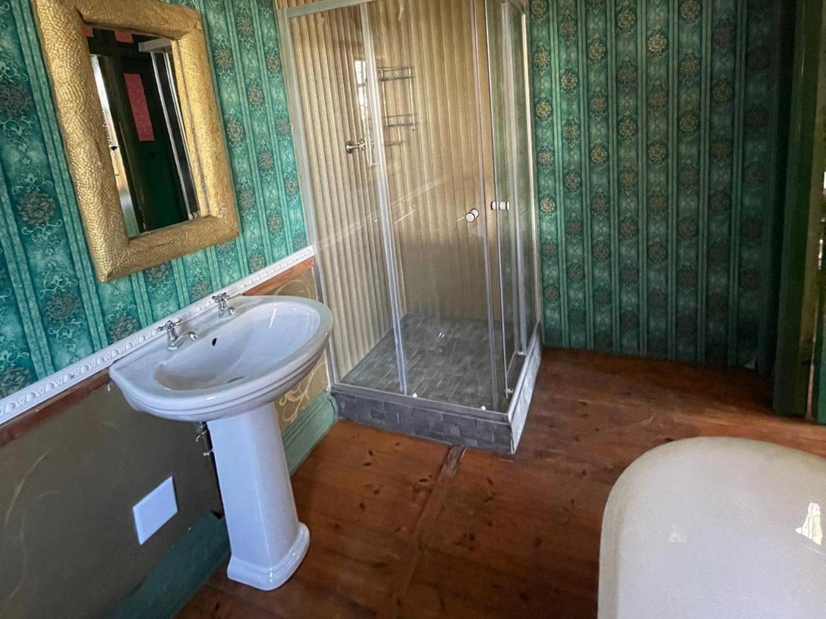 The Green Acorn Guest House