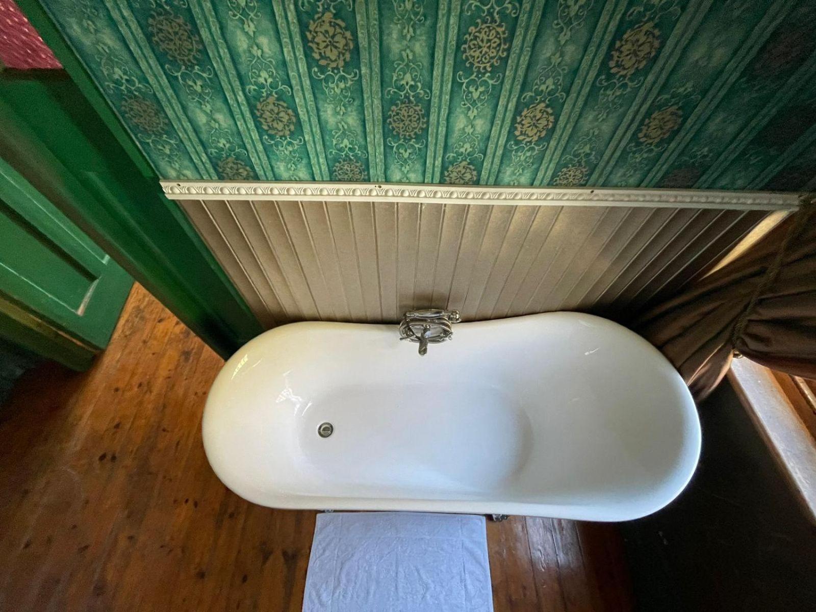 The Green Acorn Guest House