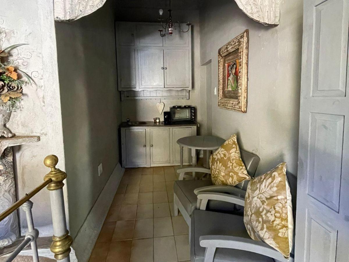 The Green Acorn Guest House