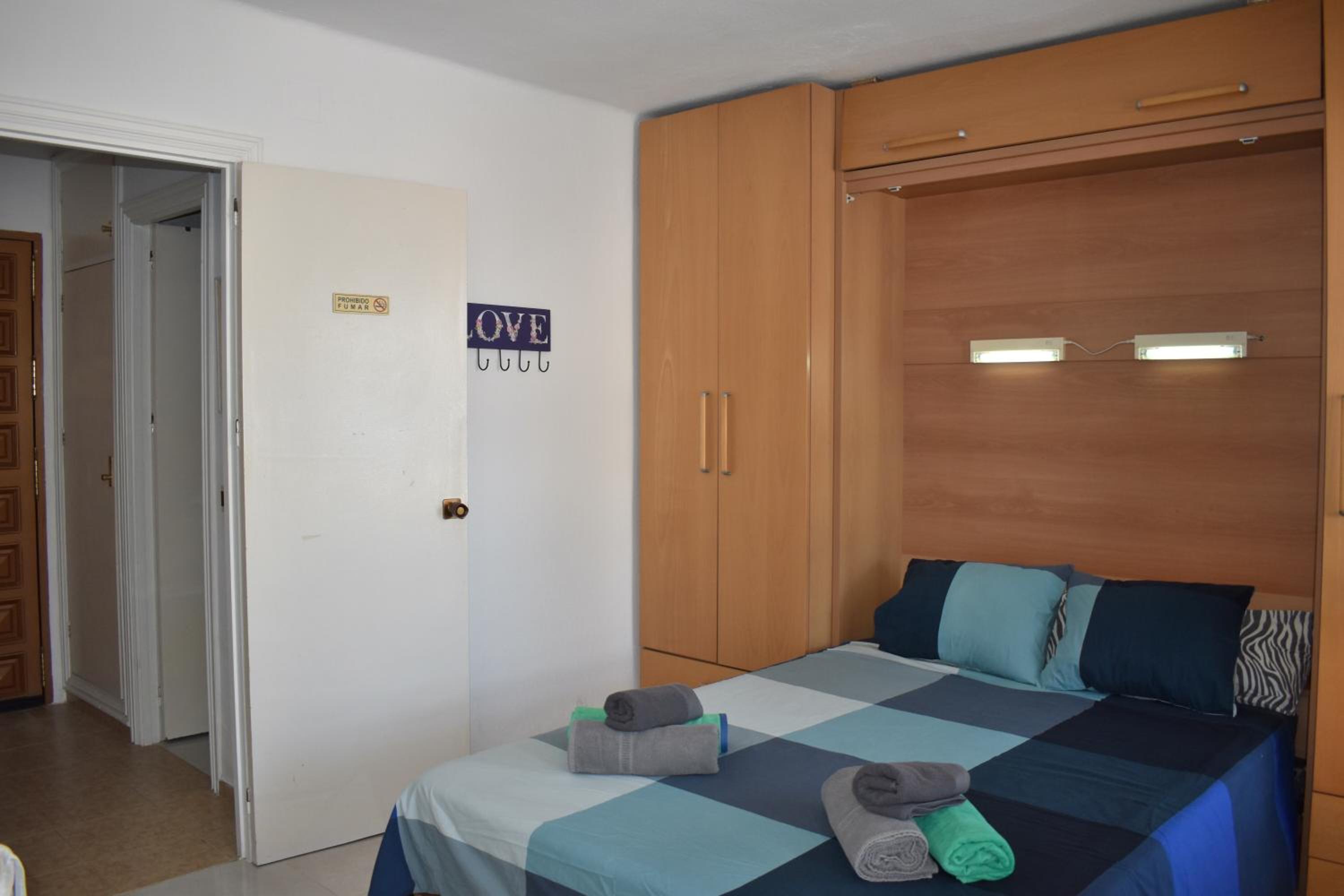 Fantastic studio - beachfront