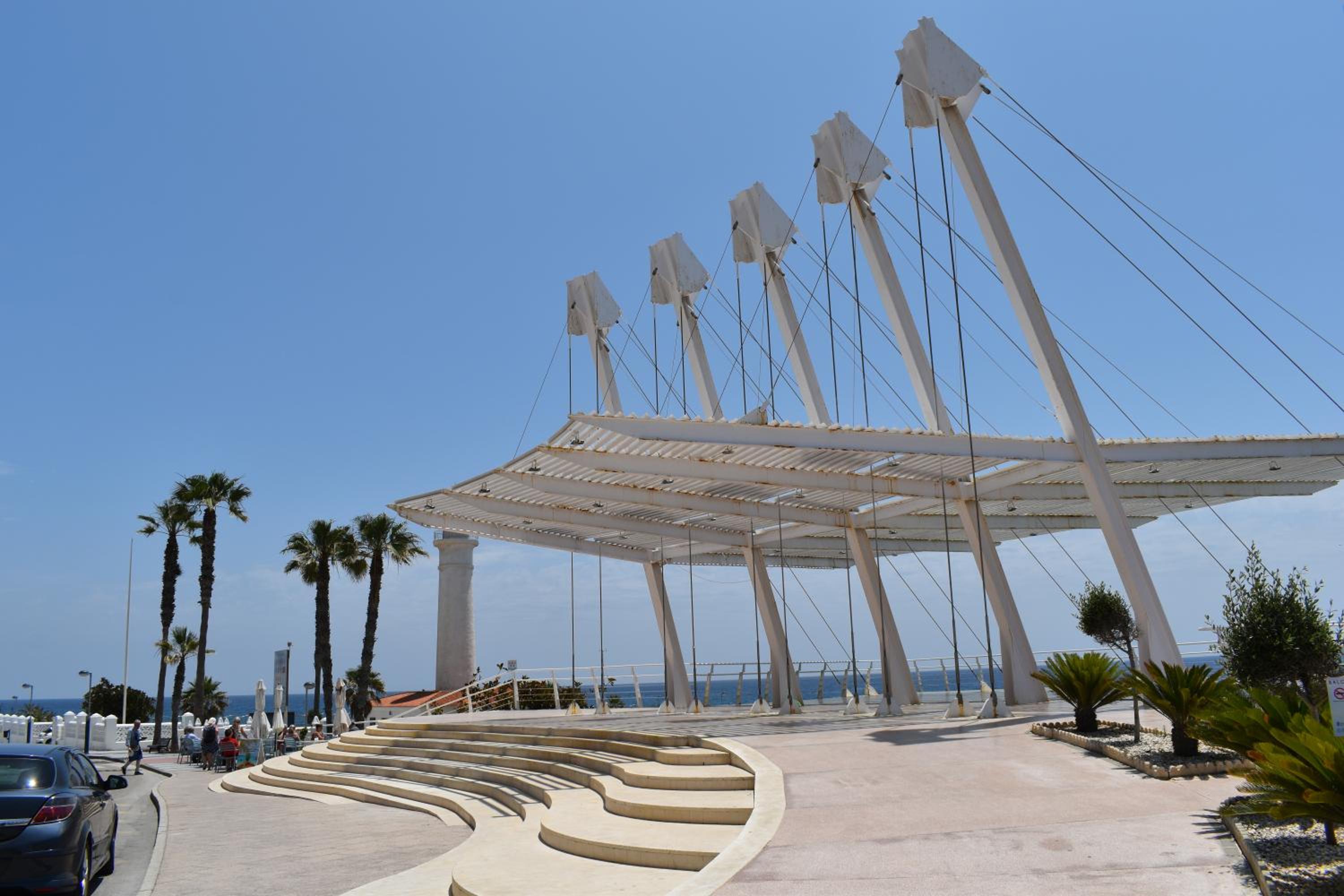 Fantastic studio - beachfront
