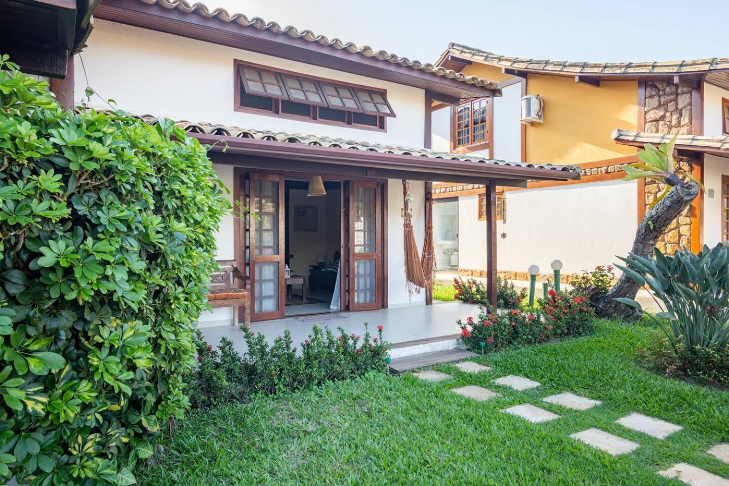 LINDA CASA CONDOMÍNIO EM BÚZIOS