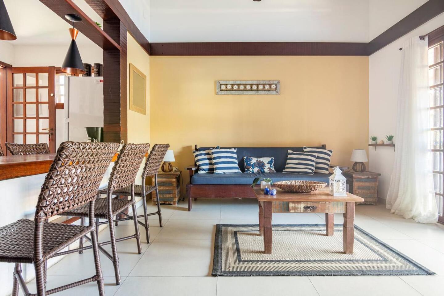 LINDA CASA CONDOMÍNIO EM BÚZIOS