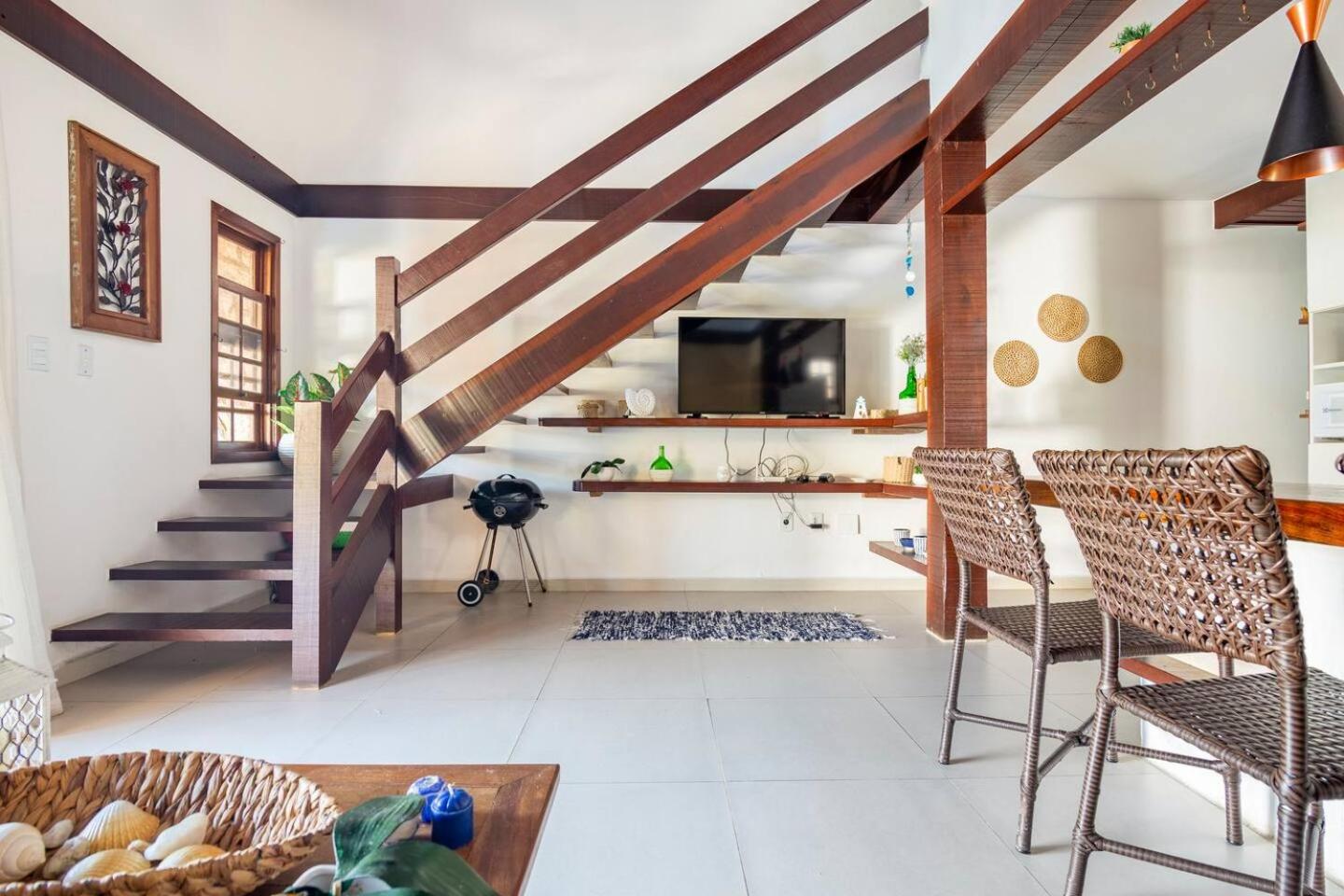 LINDA CASA CONDOMÍNIO EM BÚZIOS