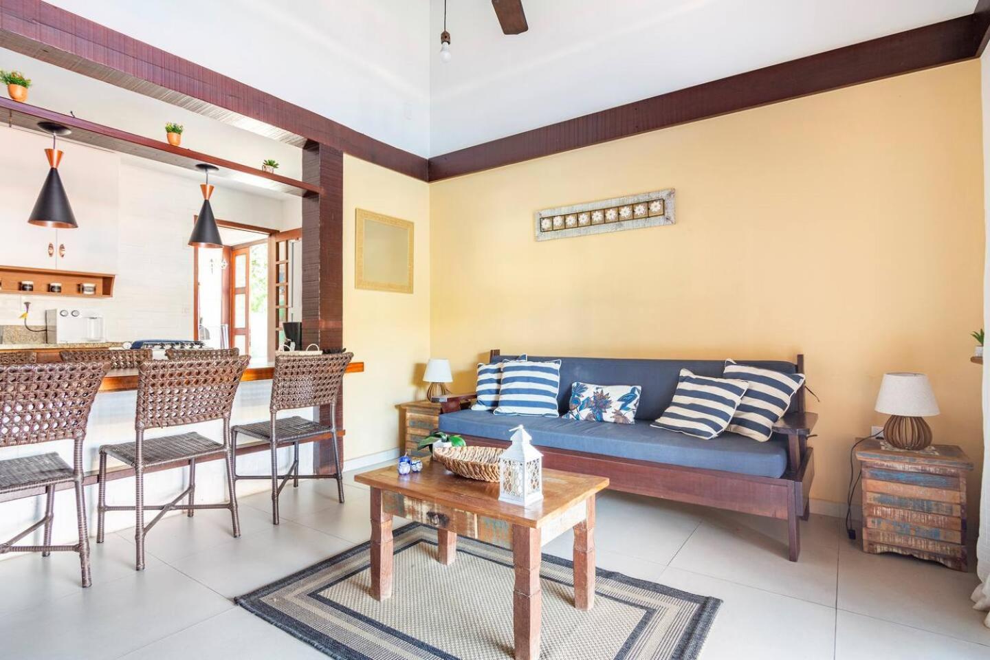LINDA CASA CONDOMÍNIO EM BÚZIOS