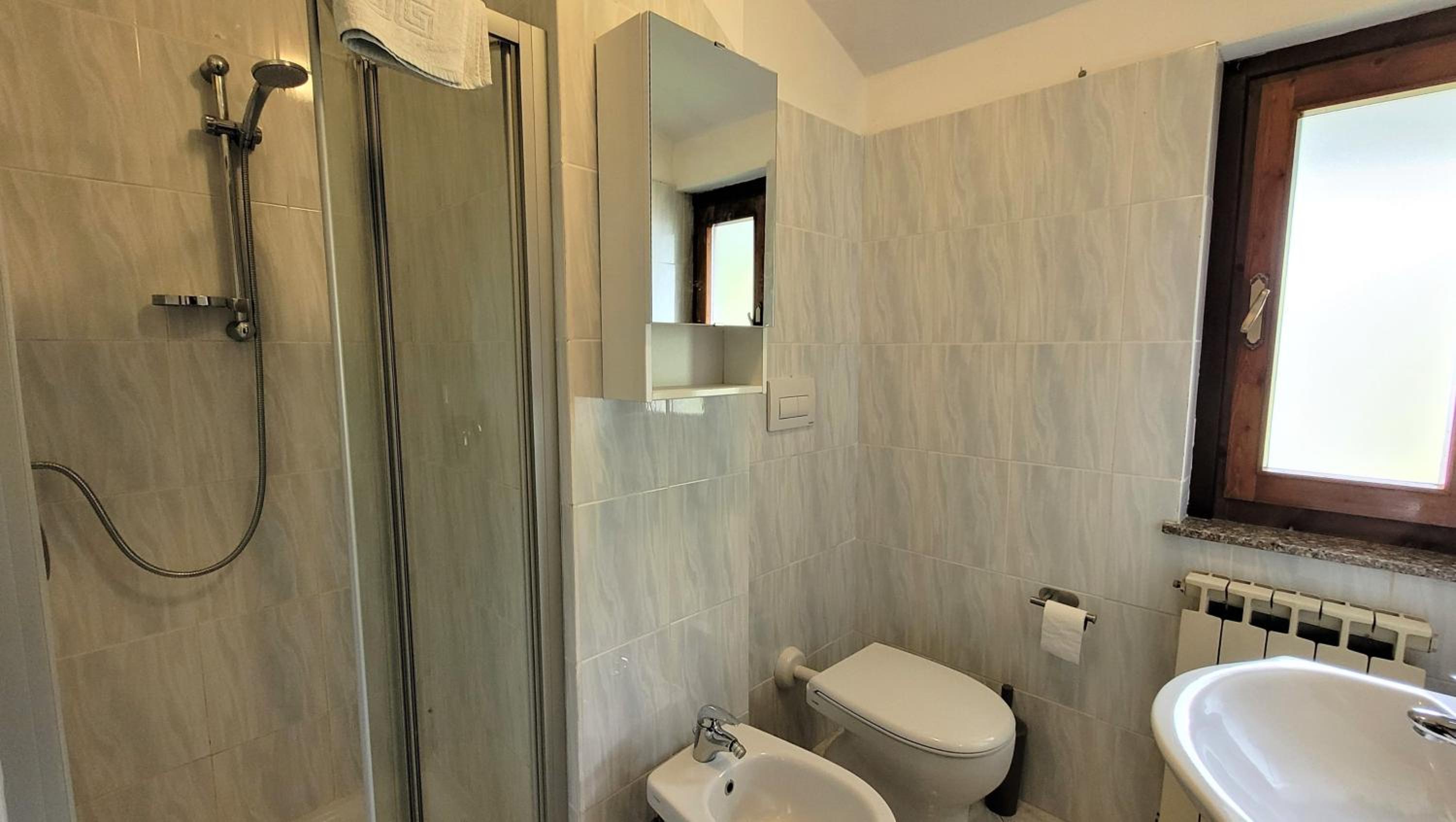 Sun Paradise Mountain Lake Iseo Hospitality view 2