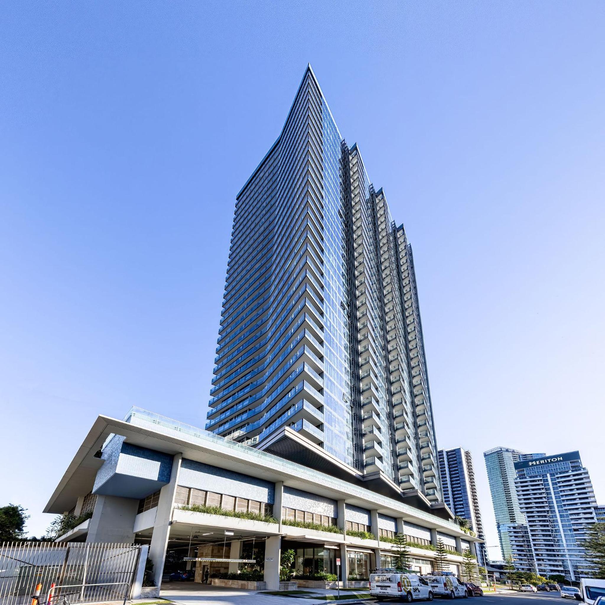 Hotel ULTIQA Signature at Broadbeach - Image 1