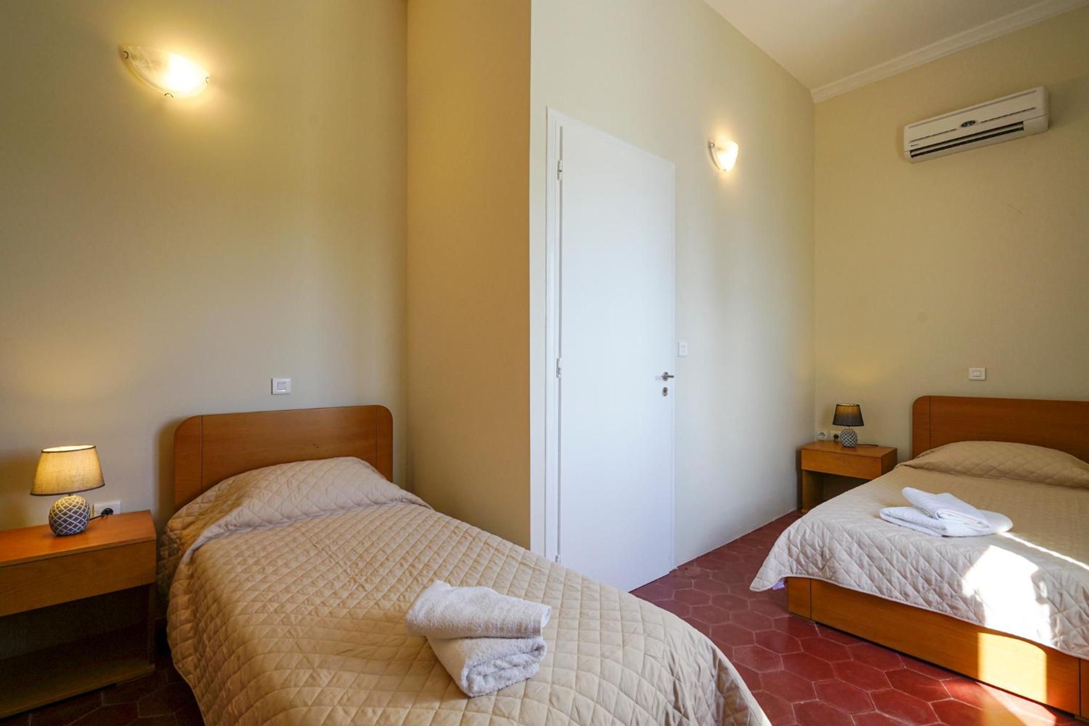 Mat Met House photo 3