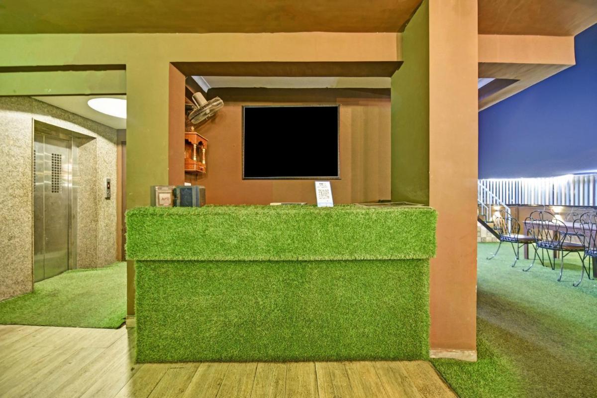 hotel reception