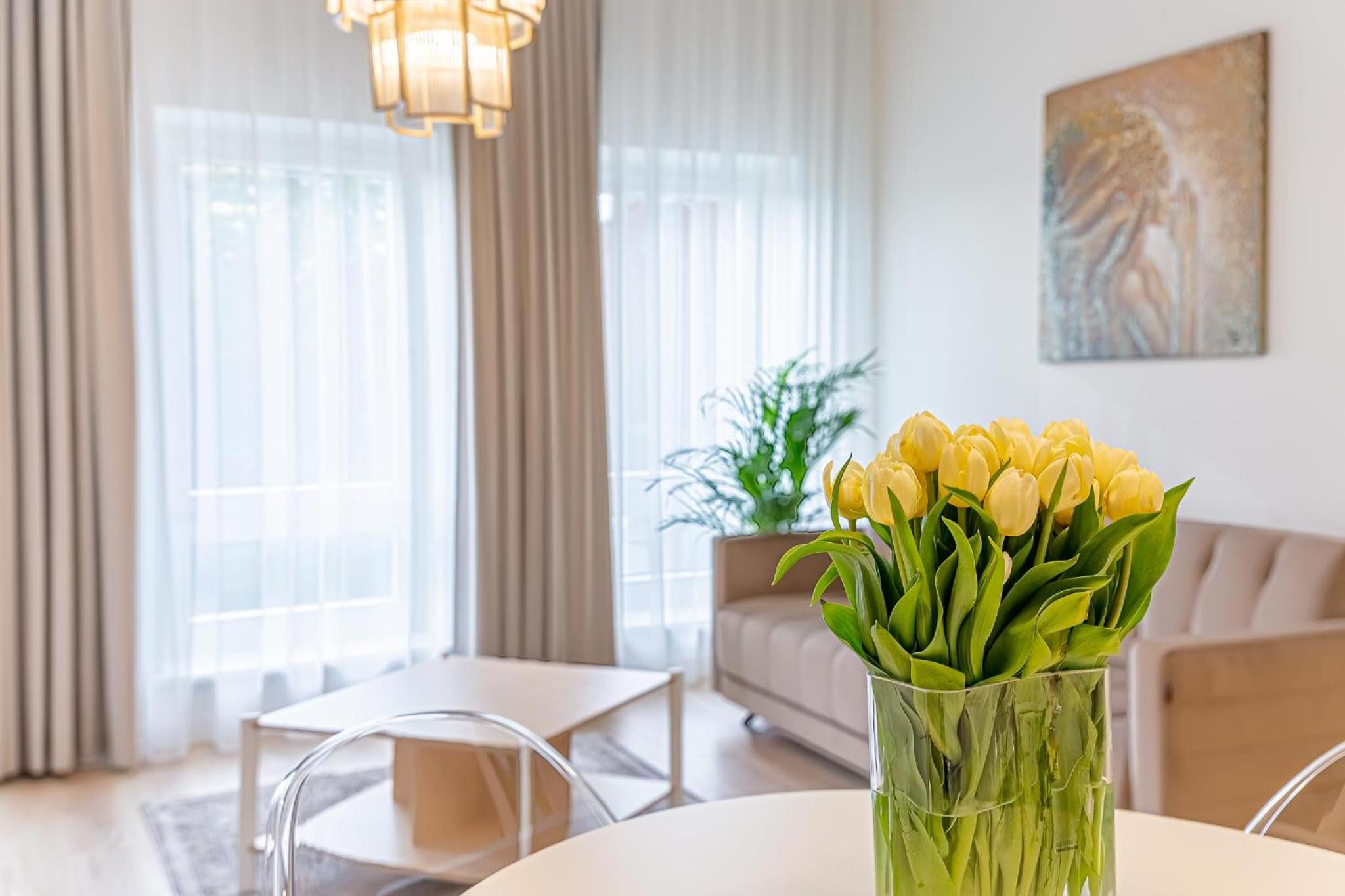 Modern Loft Apartment w/free parking No.2 view 2