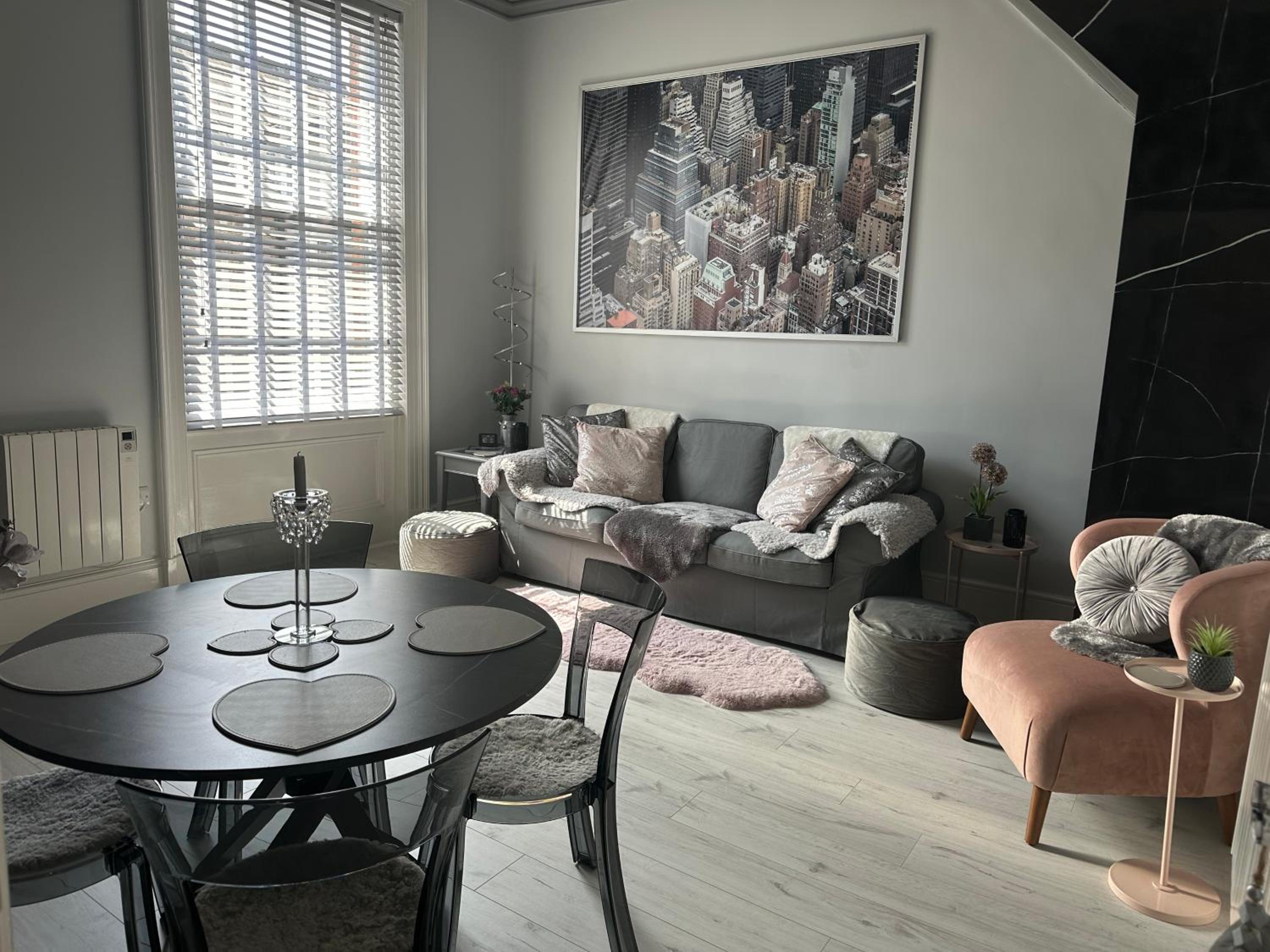 Courtyard Holiday Apartments