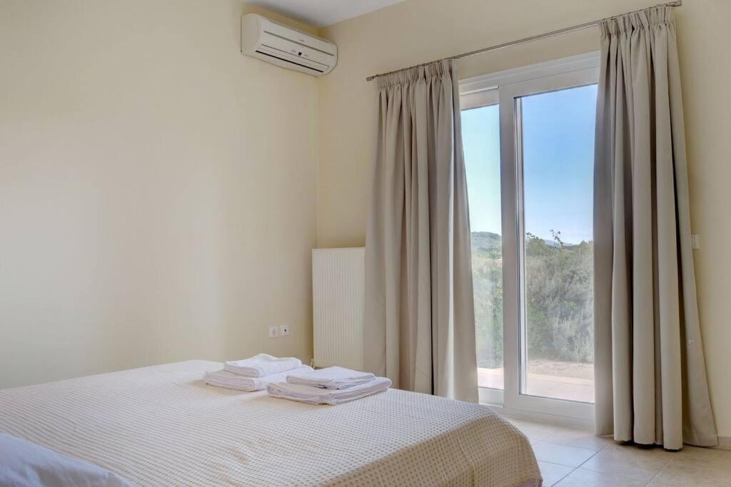 Poulades Villa, Corfu view 4