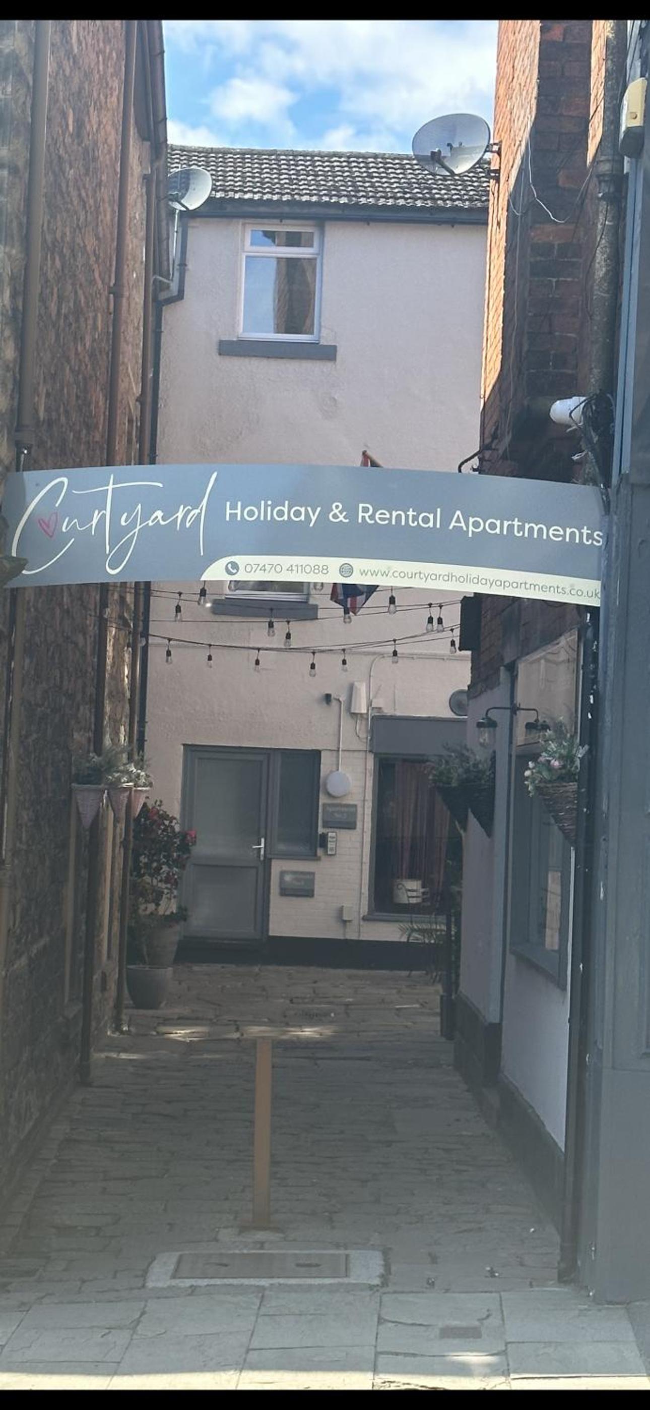 Courtyard Holiday Apartments