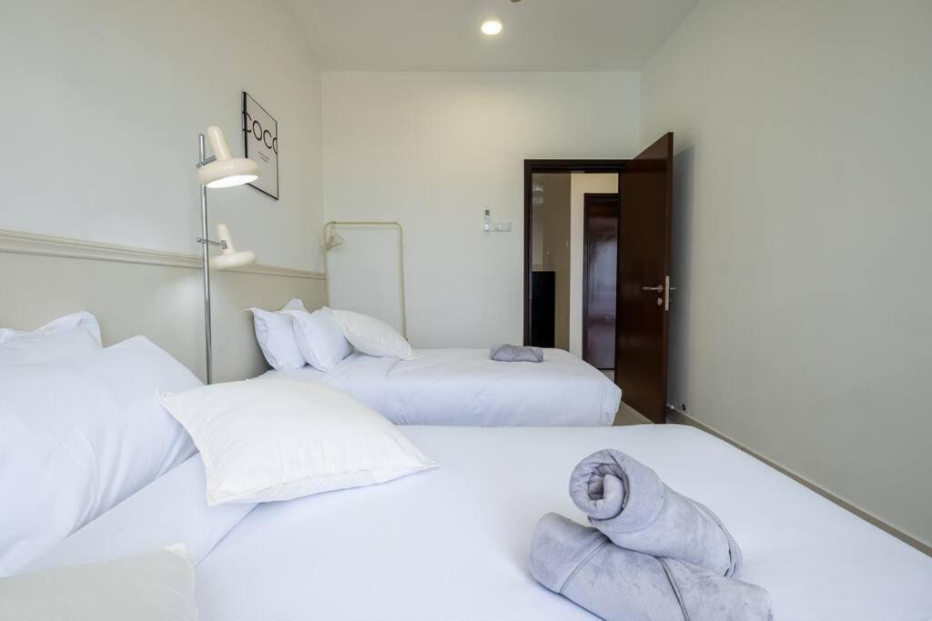 Instagrammable Paraiso near Pavilion Bukit Jalil 7pax