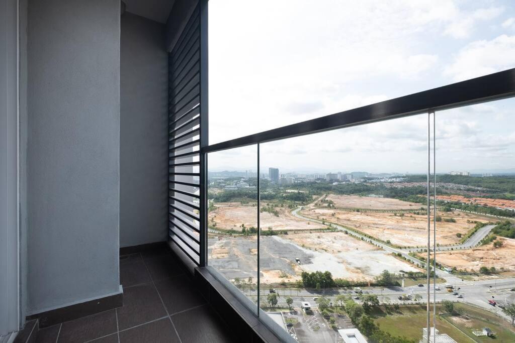 Instagrammable Paraiso near Pavilion Bukit Jalil 7pax