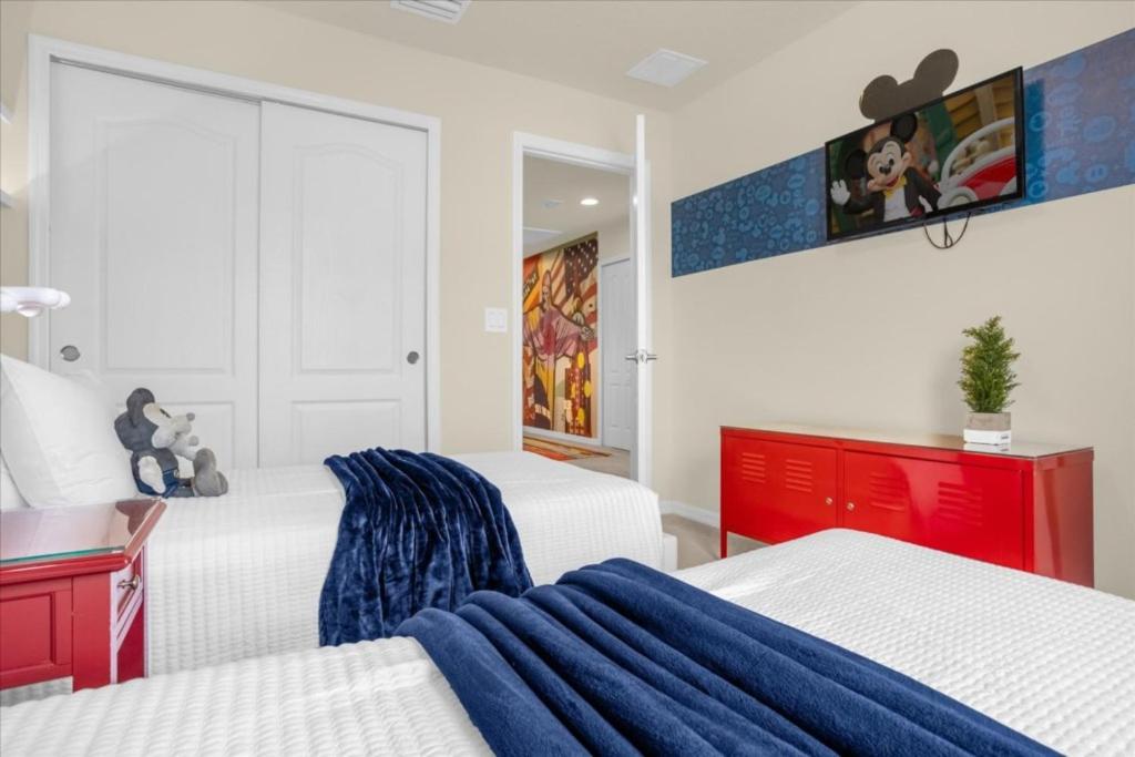 5 Bd 45 Ba Windsor At Westside 8874 Gc