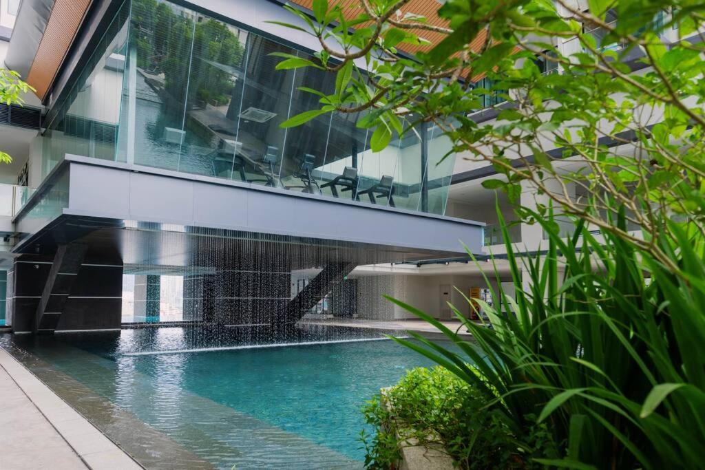 Lavile Infinity Pool Walk to Sunway Velocity and MRT