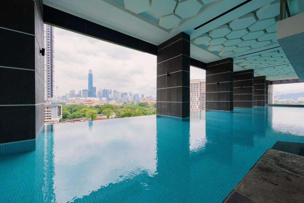Lavile Infinity Pool Walk to Sunway Velocity and MRT