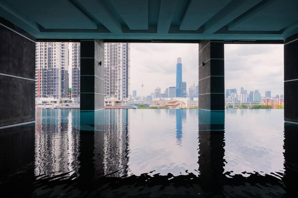 Lavile Infinity Pool Walk to Sunway Velocity and MRT