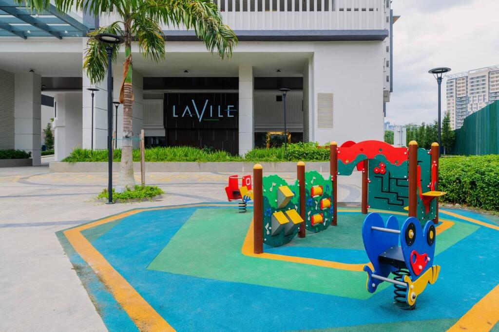 Lavile Infinity Pool Walk to Sunway Velocity and MRT