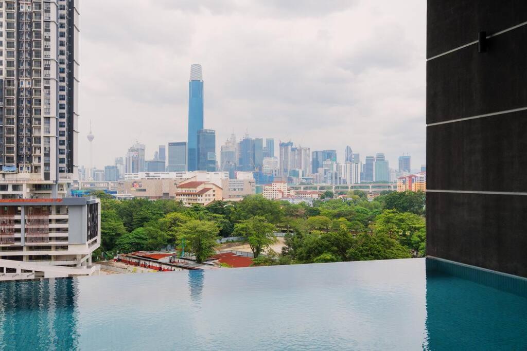 Lavile Infinity Pool Walk to Sunway Velocity and MRT