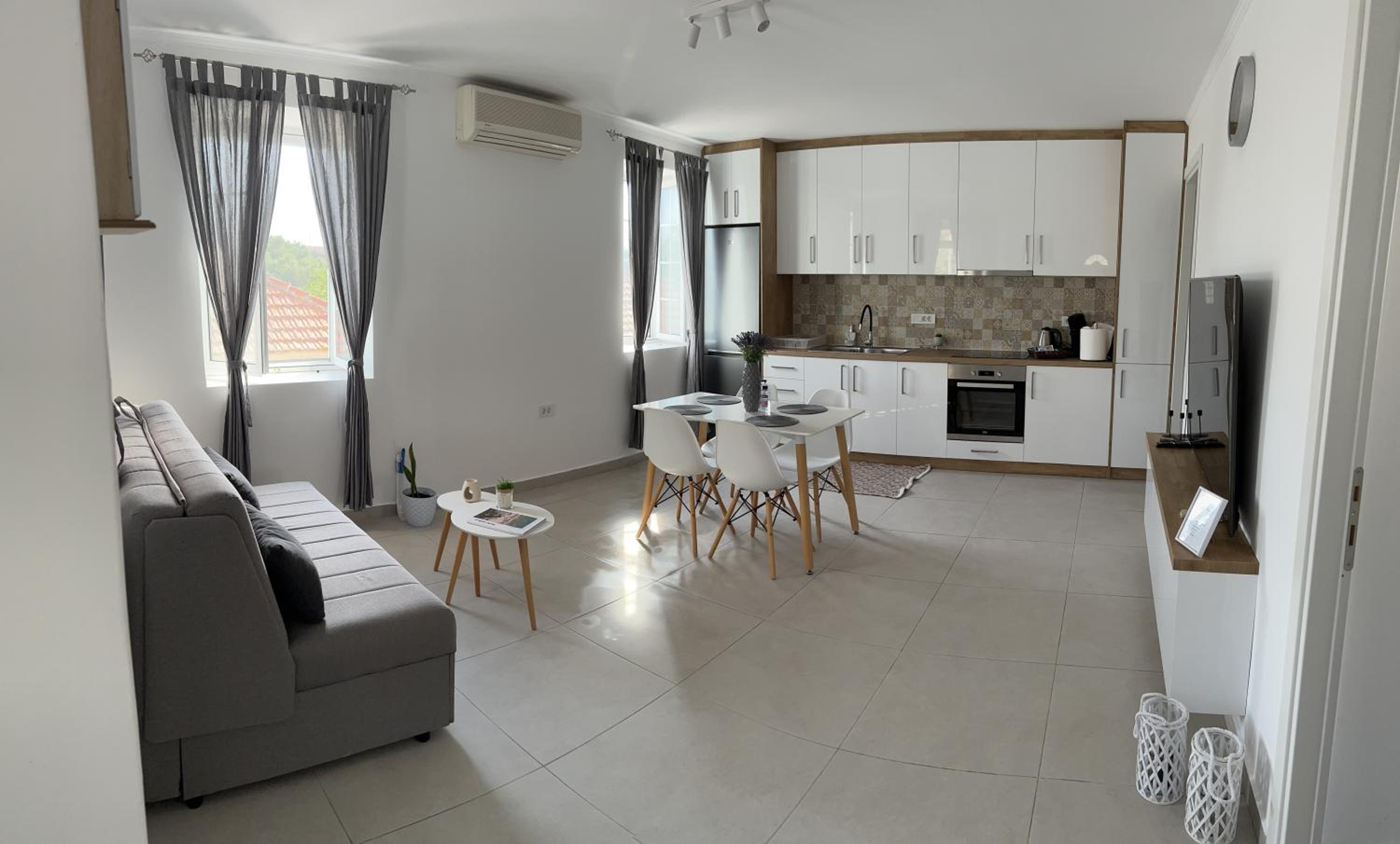 Kouzoulis House