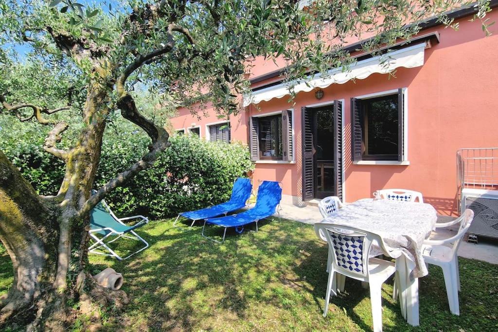 VOLTA Pool&Beach apartment view 2