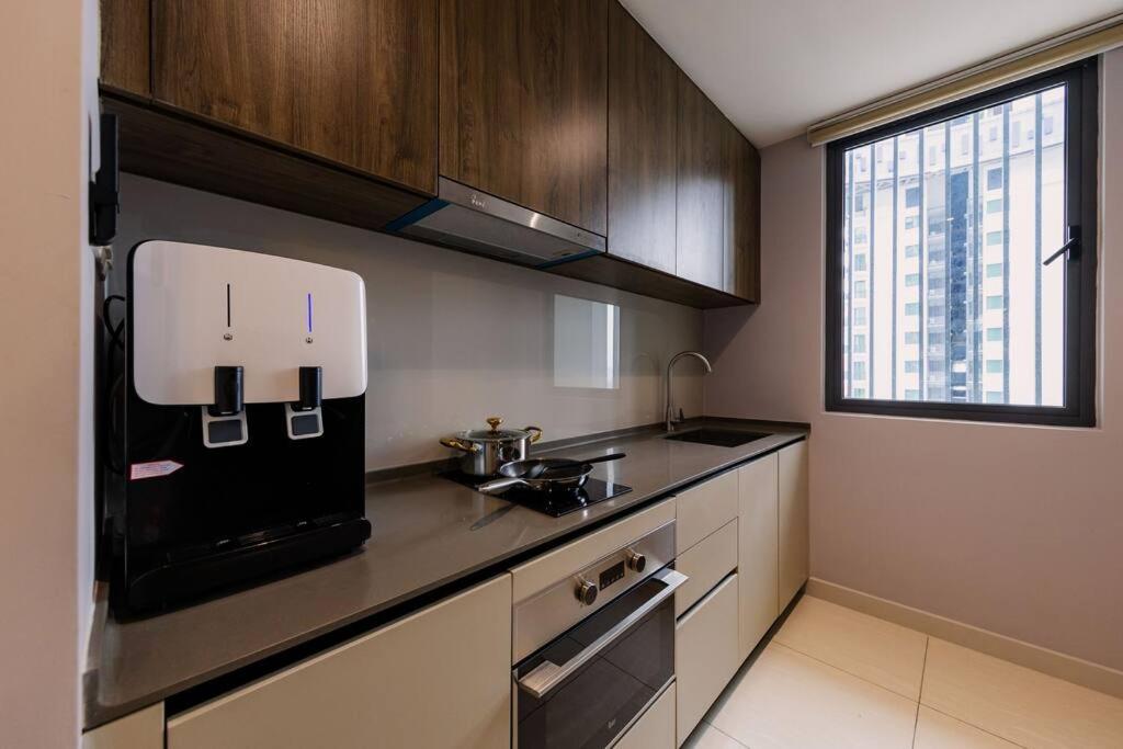 Datum Jelatek Balcony w Infinity Pool Linked LRT KLCCView Mall