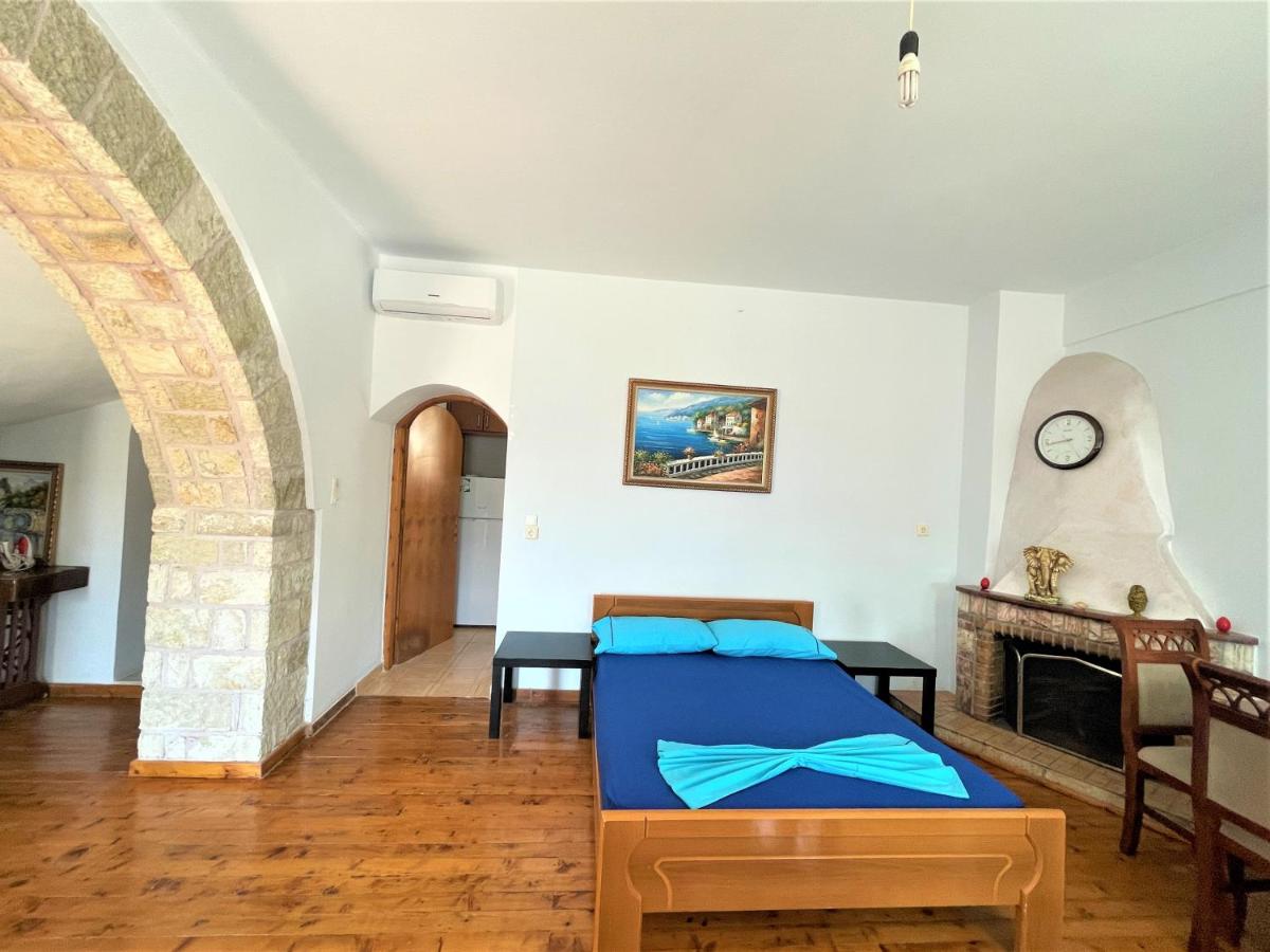Alexis House