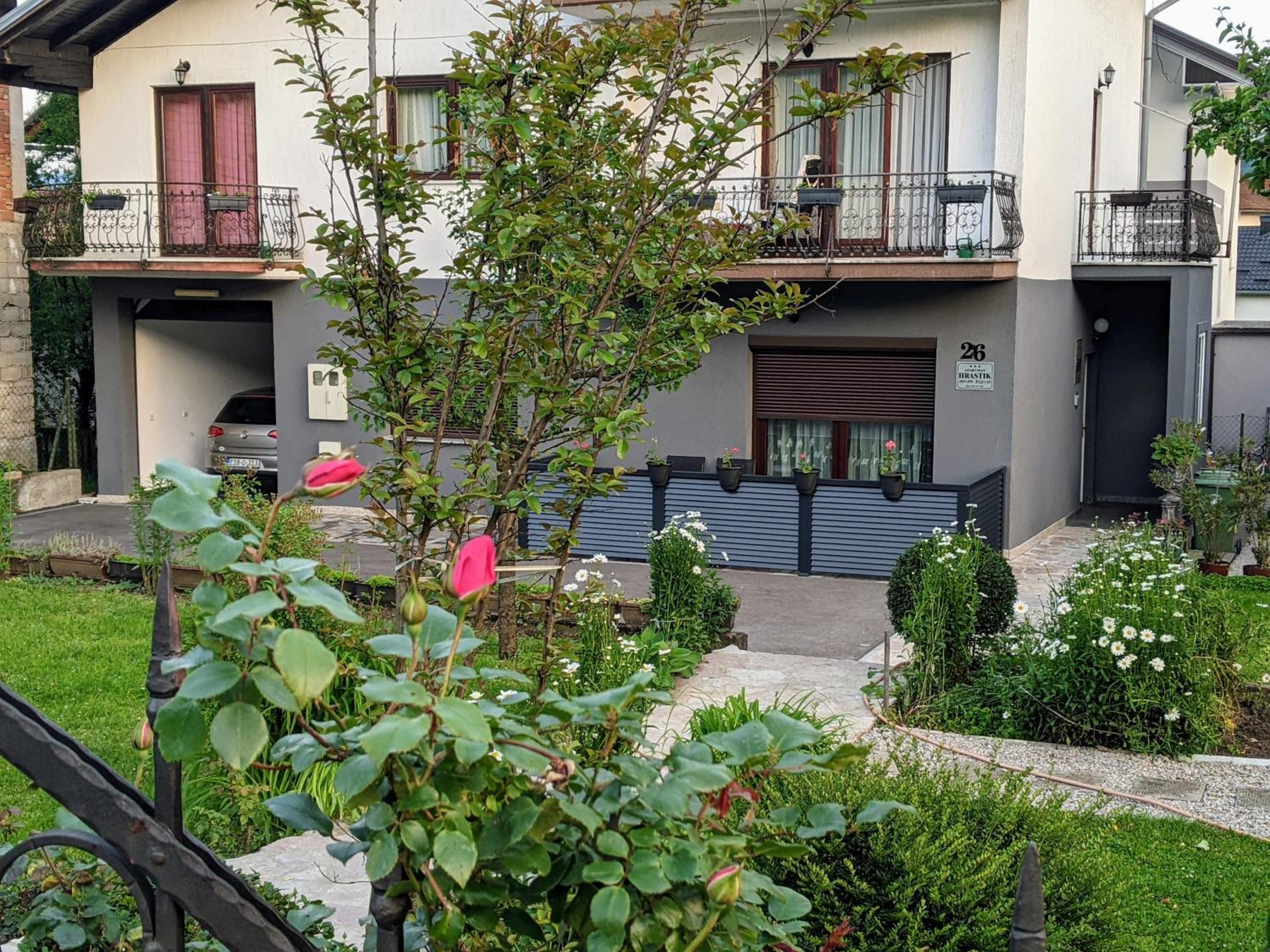Apartmani Hrastik 1