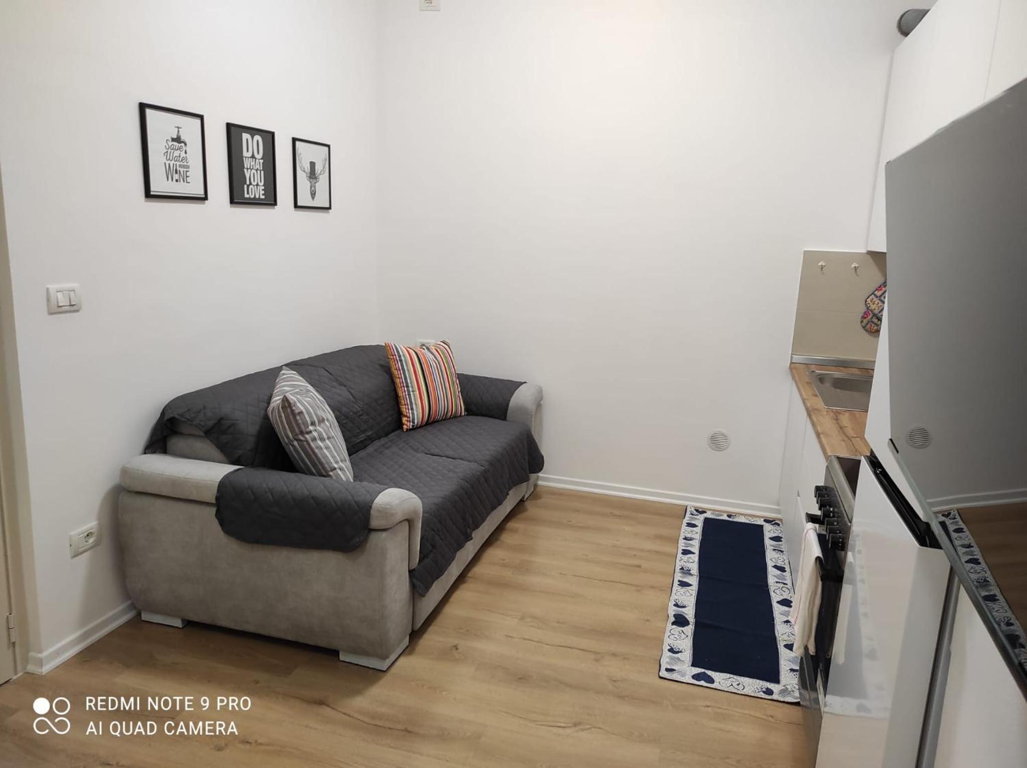 Edlira Apartments