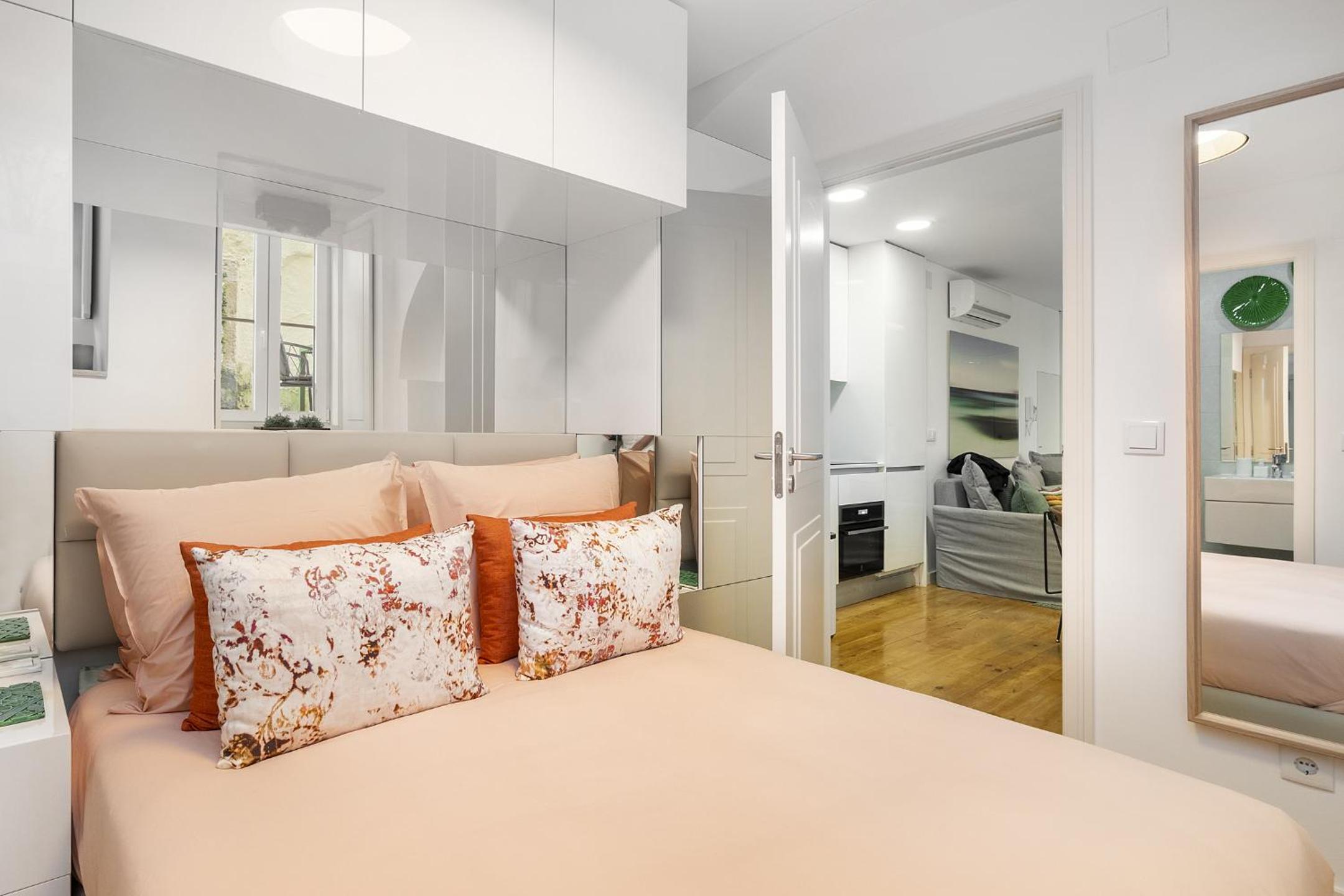 WHome Hidden Oasis w/ Private Patio, AC & Great Vibe view 2