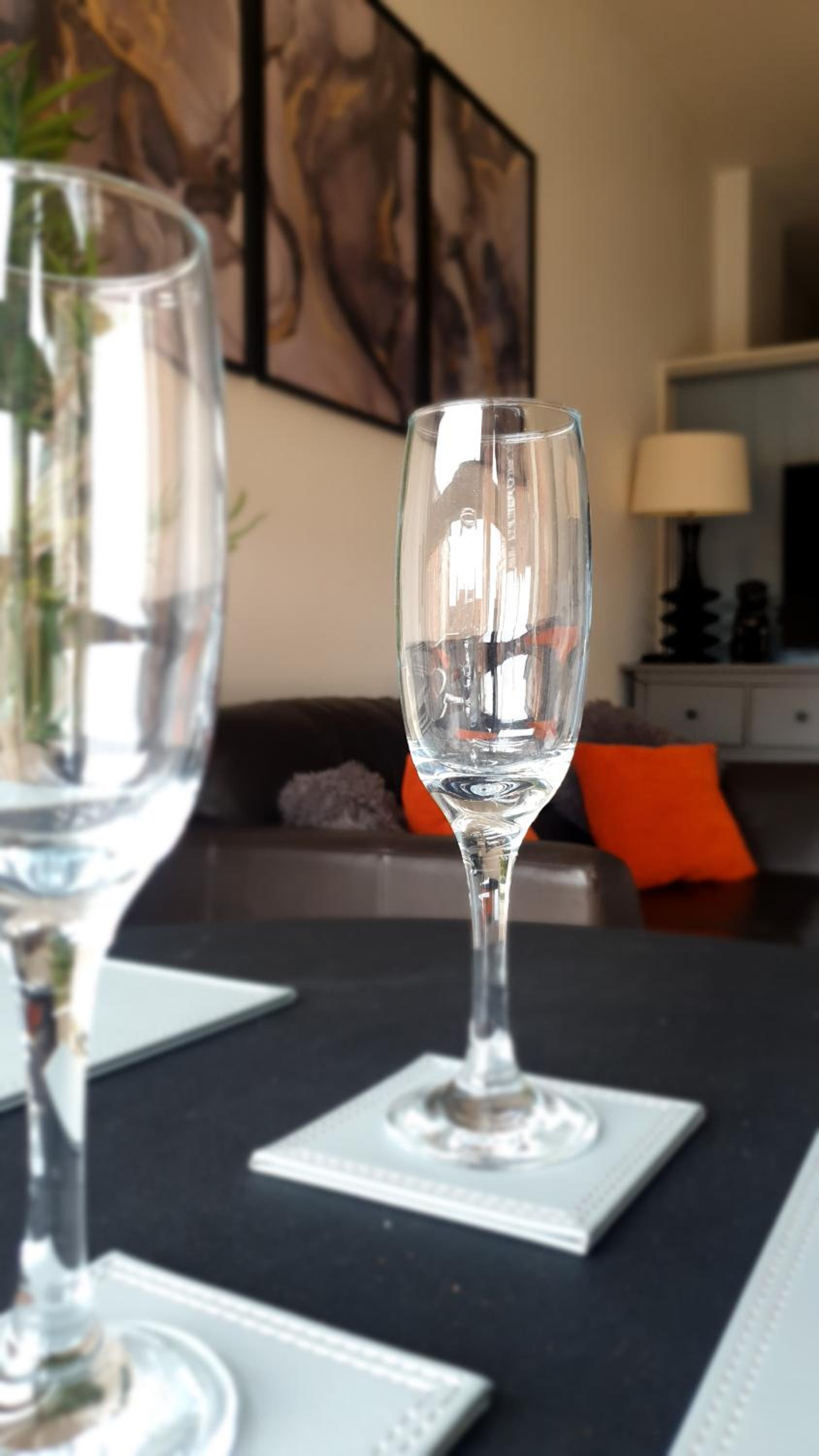 Platinum Apartment Birmingham- Free Secure Parking- Fast Fibre Wi-Fi view 5