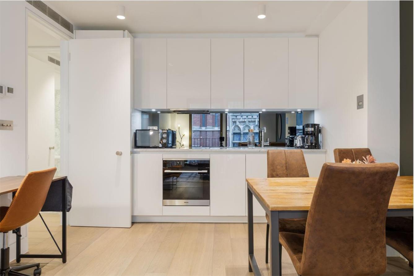Synergy by SilverDoor London The Strand