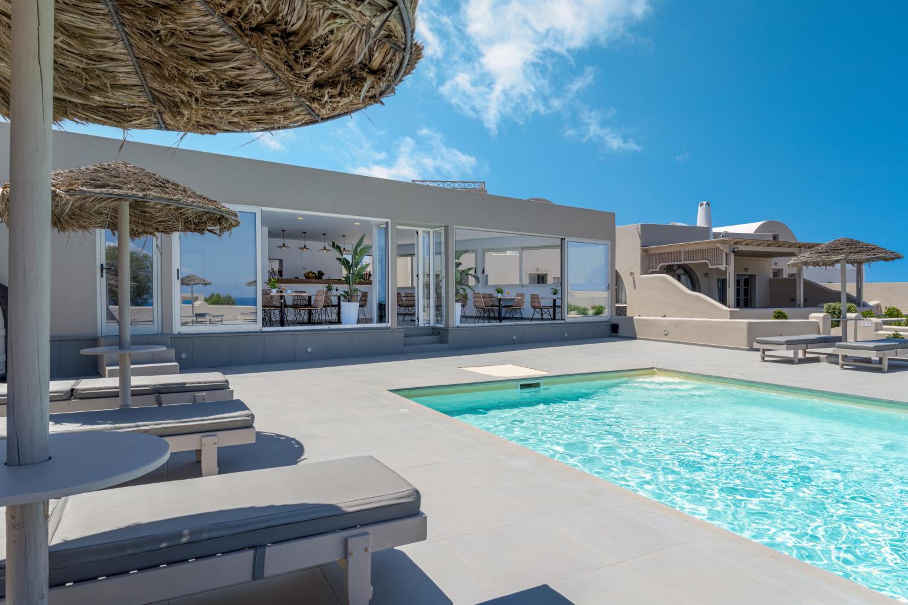 En Plo Boutique Suites view 4