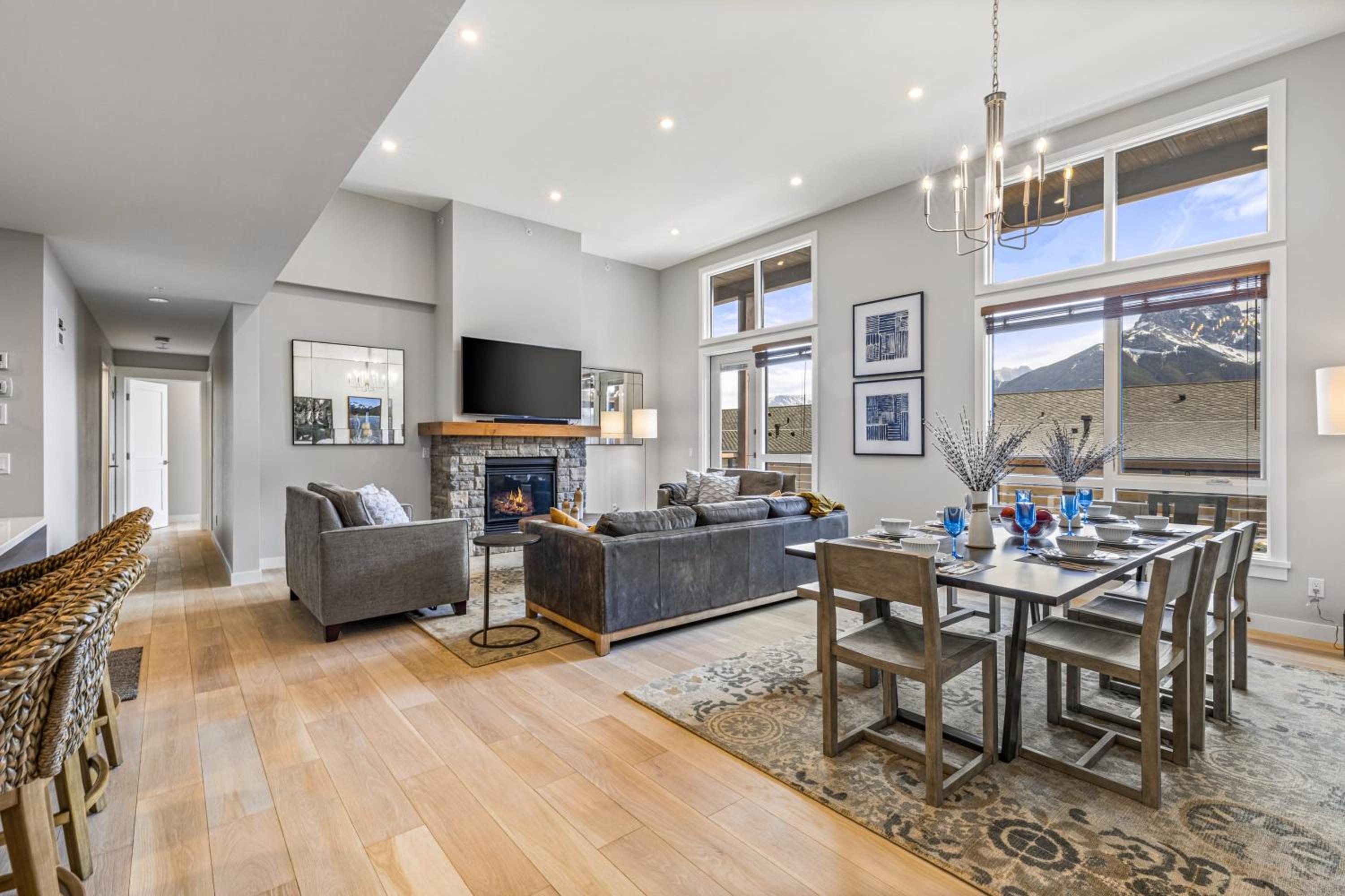 BRAND NEW - Gorgeous Spring Creek Penthouse