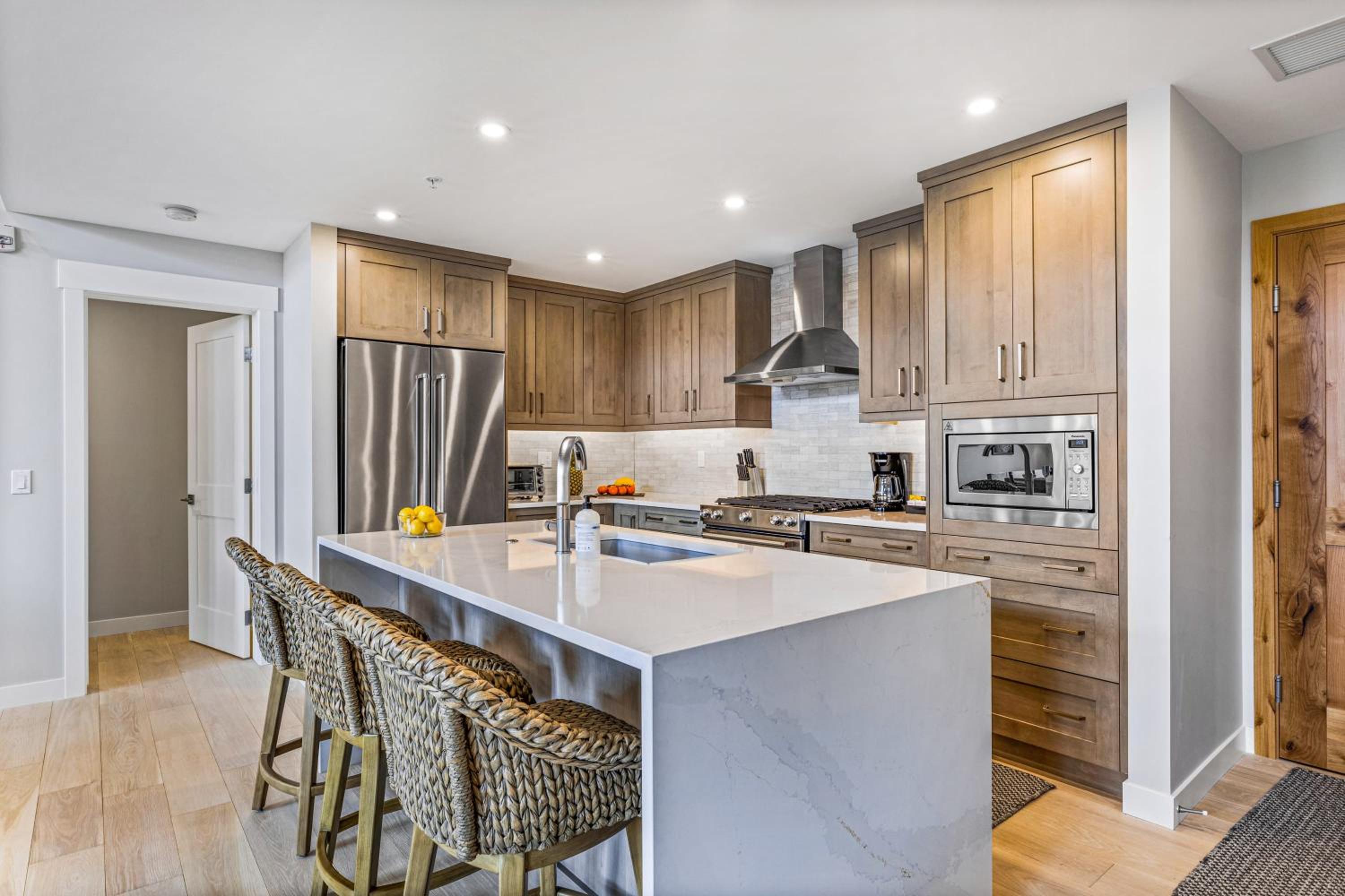 BRAND NEW - Gorgeous Spring Creek Penthouse
