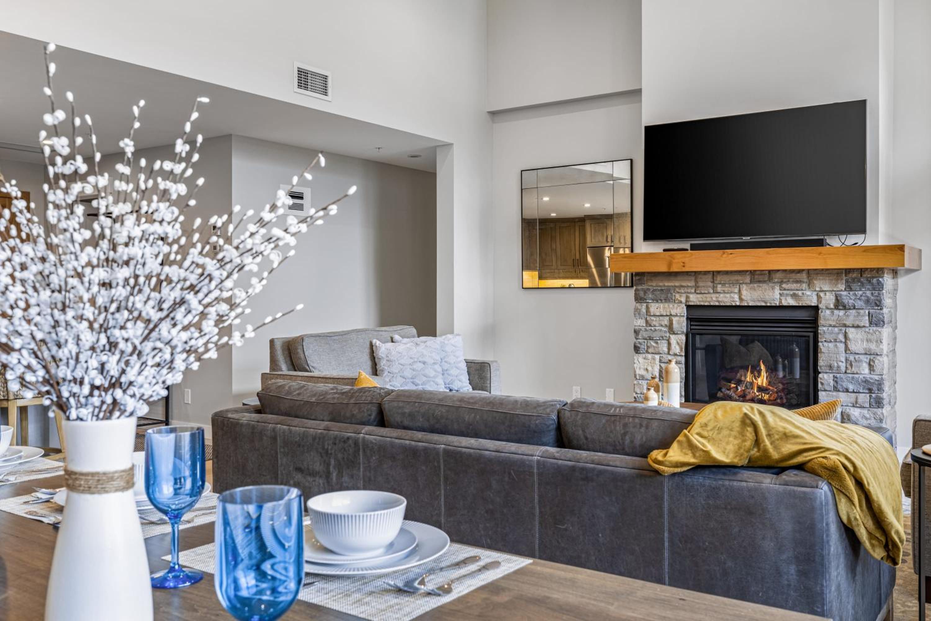BRAND NEW - Gorgeous Spring Creek Penthouse