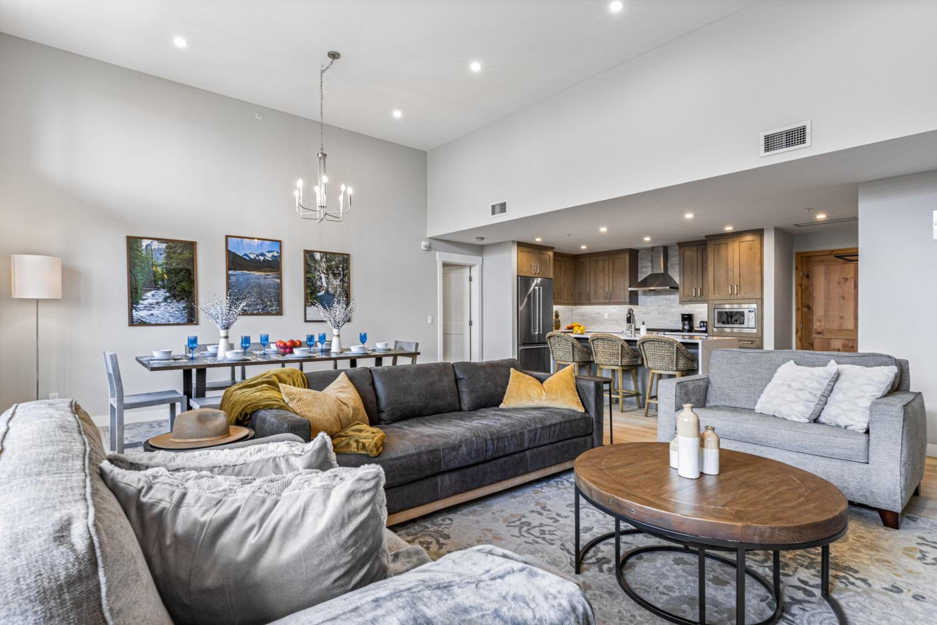BRAND NEW - Gorgeous Spring Creek Penthouse