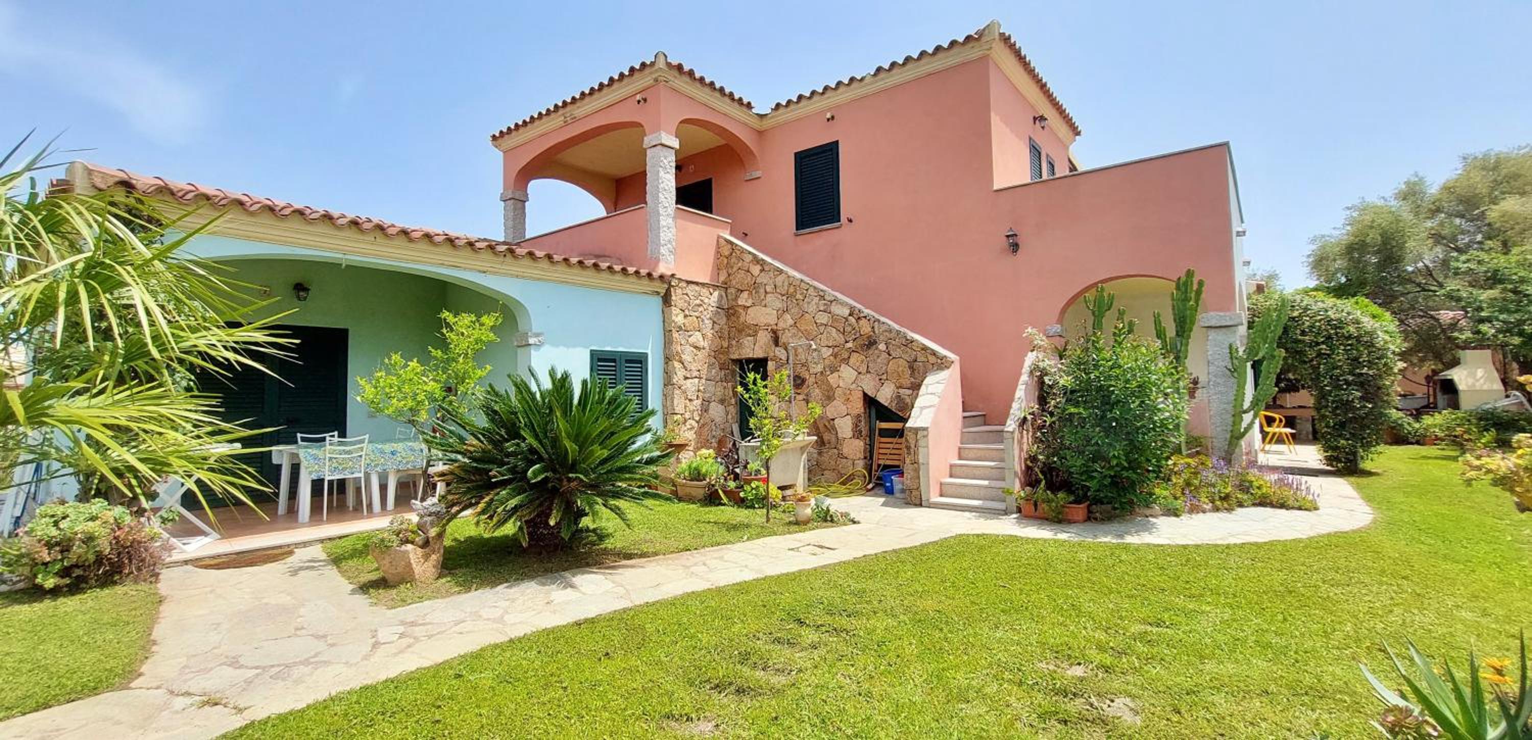ISS Travel, La Padula - apartments with private veranda and parking photo 2