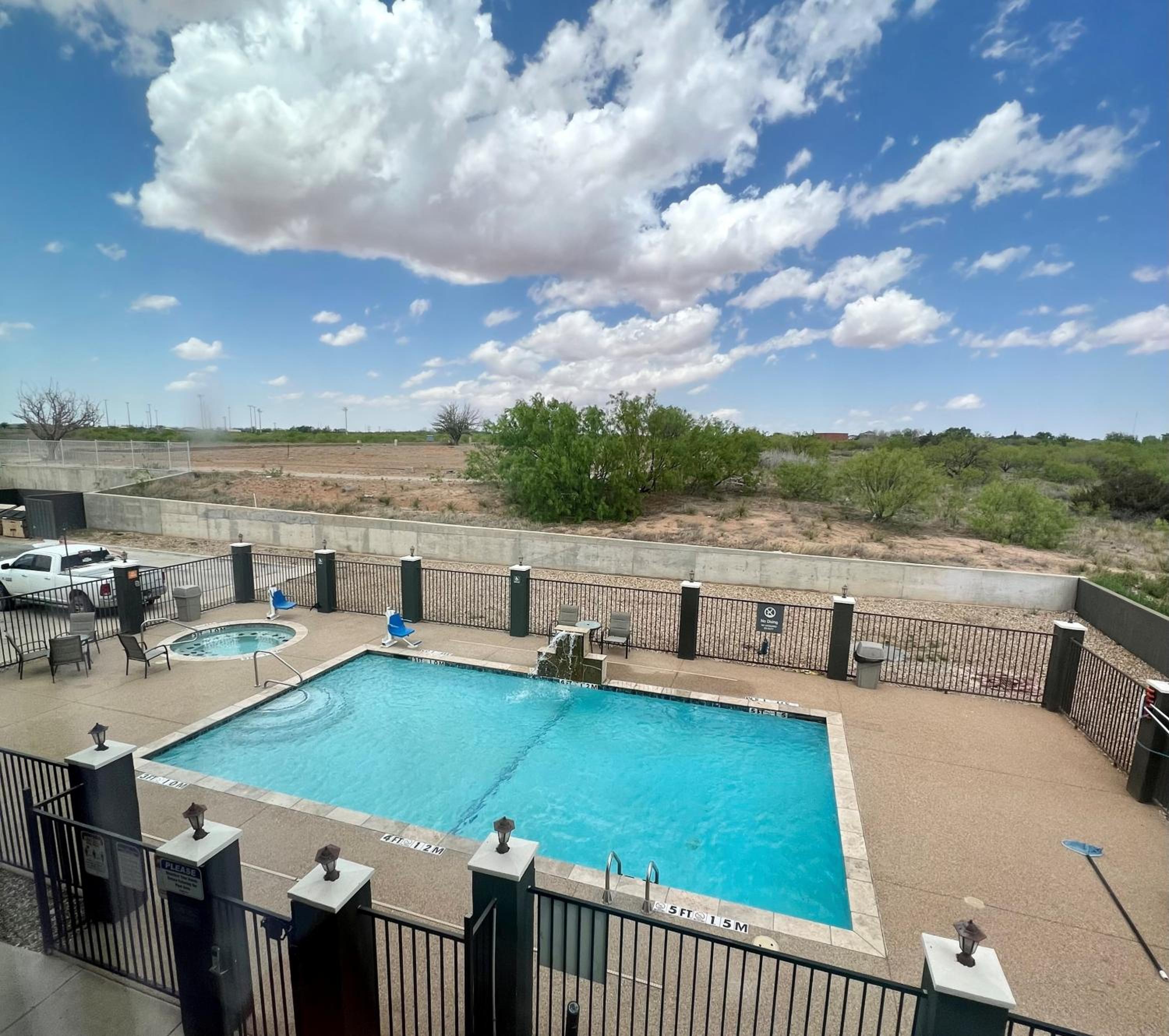 Big Spring Vacations - La Quinta by Wyndham Big Spring - Property Image 29