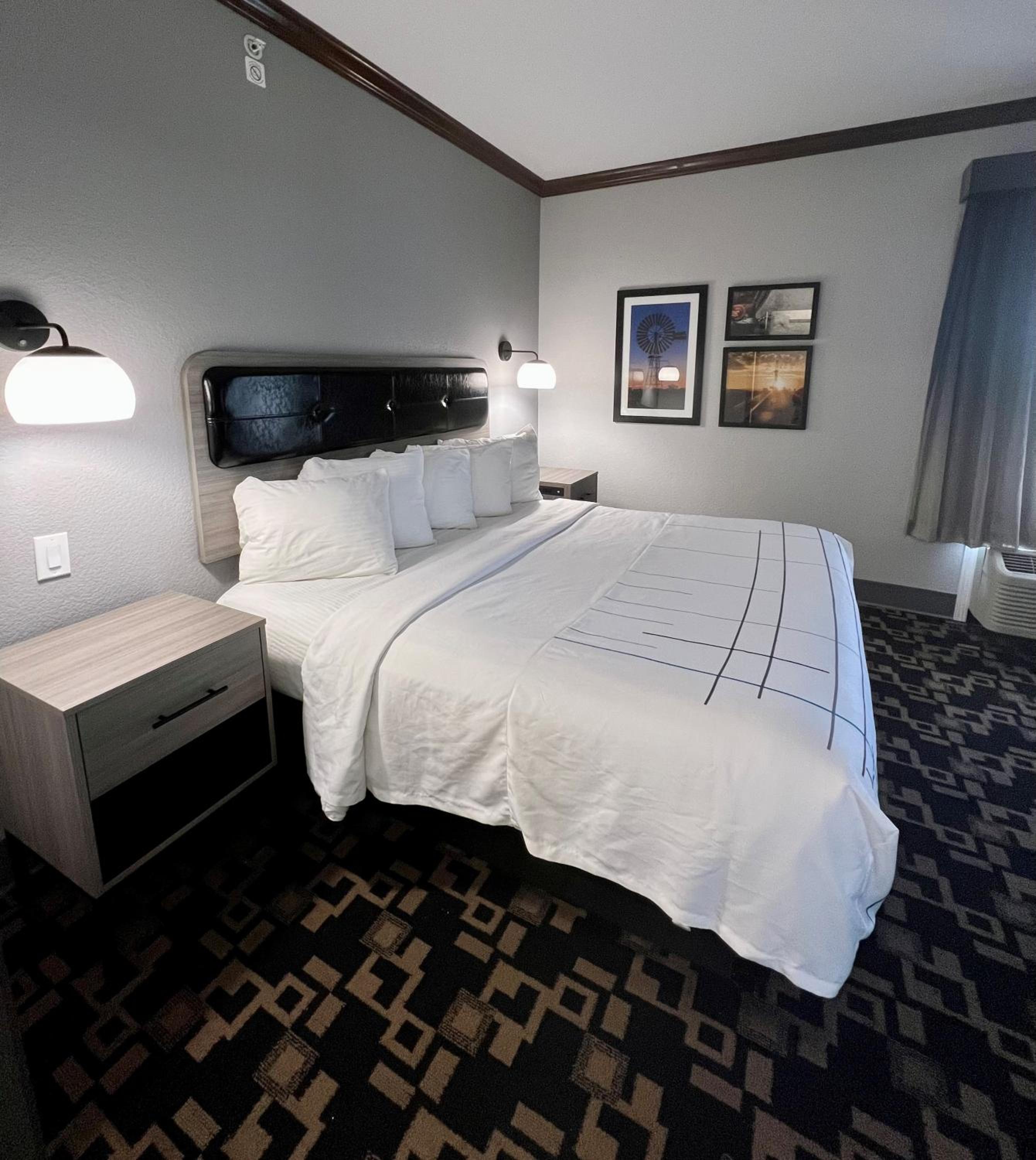 Big Spring Vacations - La Quinta by Wyndham Big Spring - Property Image 24