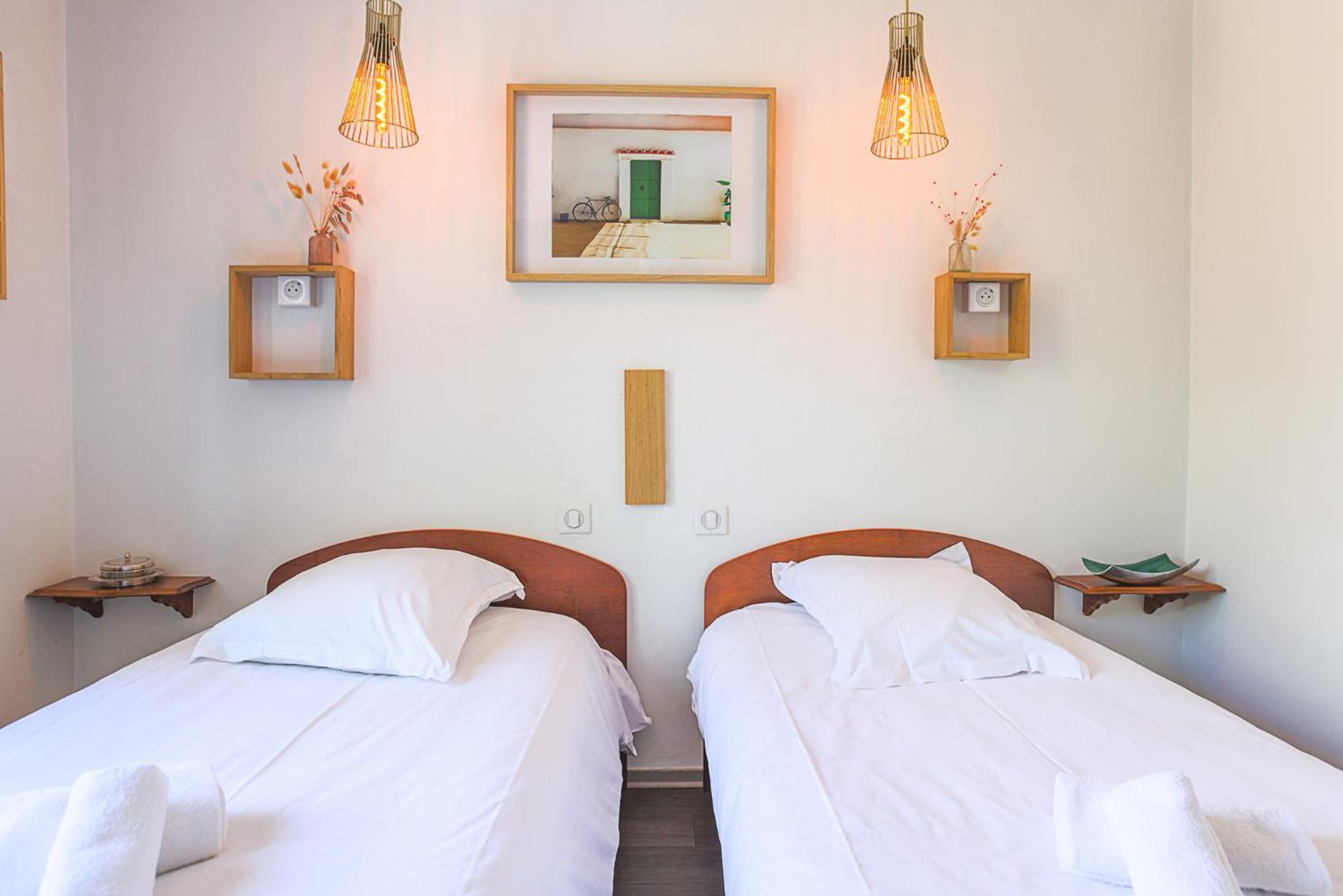 Anglet Vacations - Hotel Bistrot FINE - Property Image 8