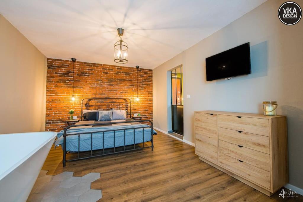 Park Apartment 23 view 5