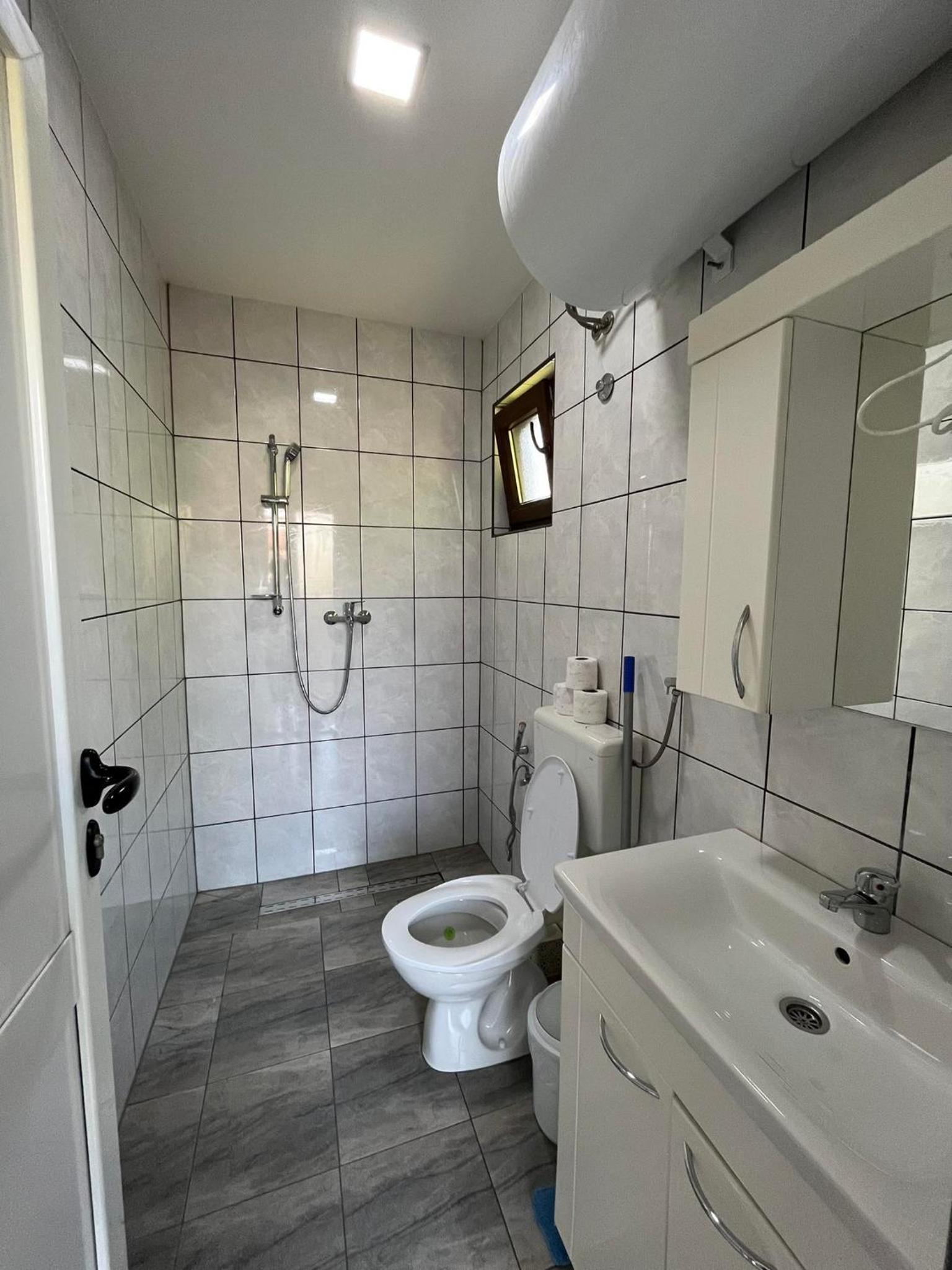 Holiday Homes Pozitiva
