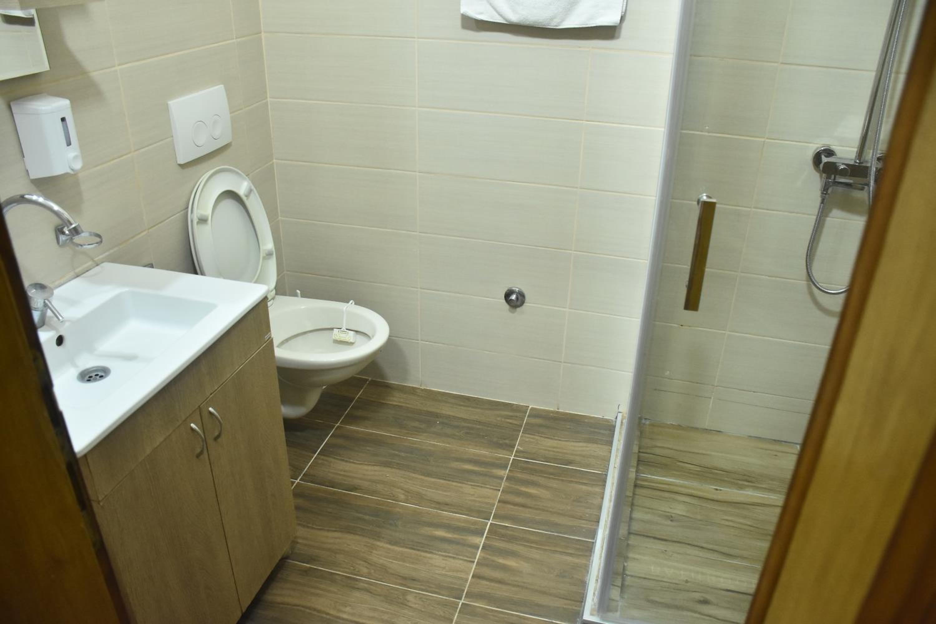Photo 21